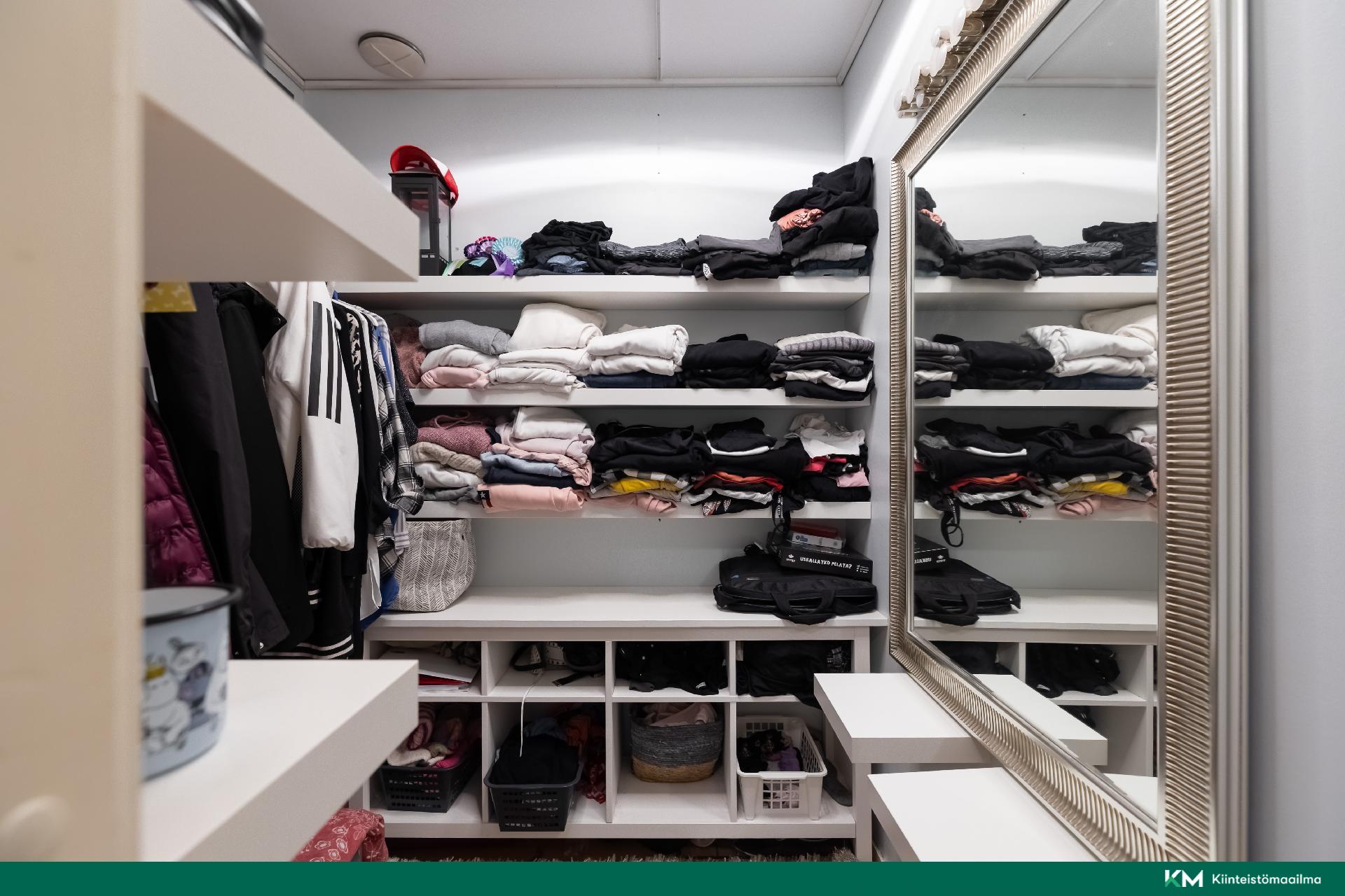 Riippakoivuntie 12, Aittakorpi, Kotka