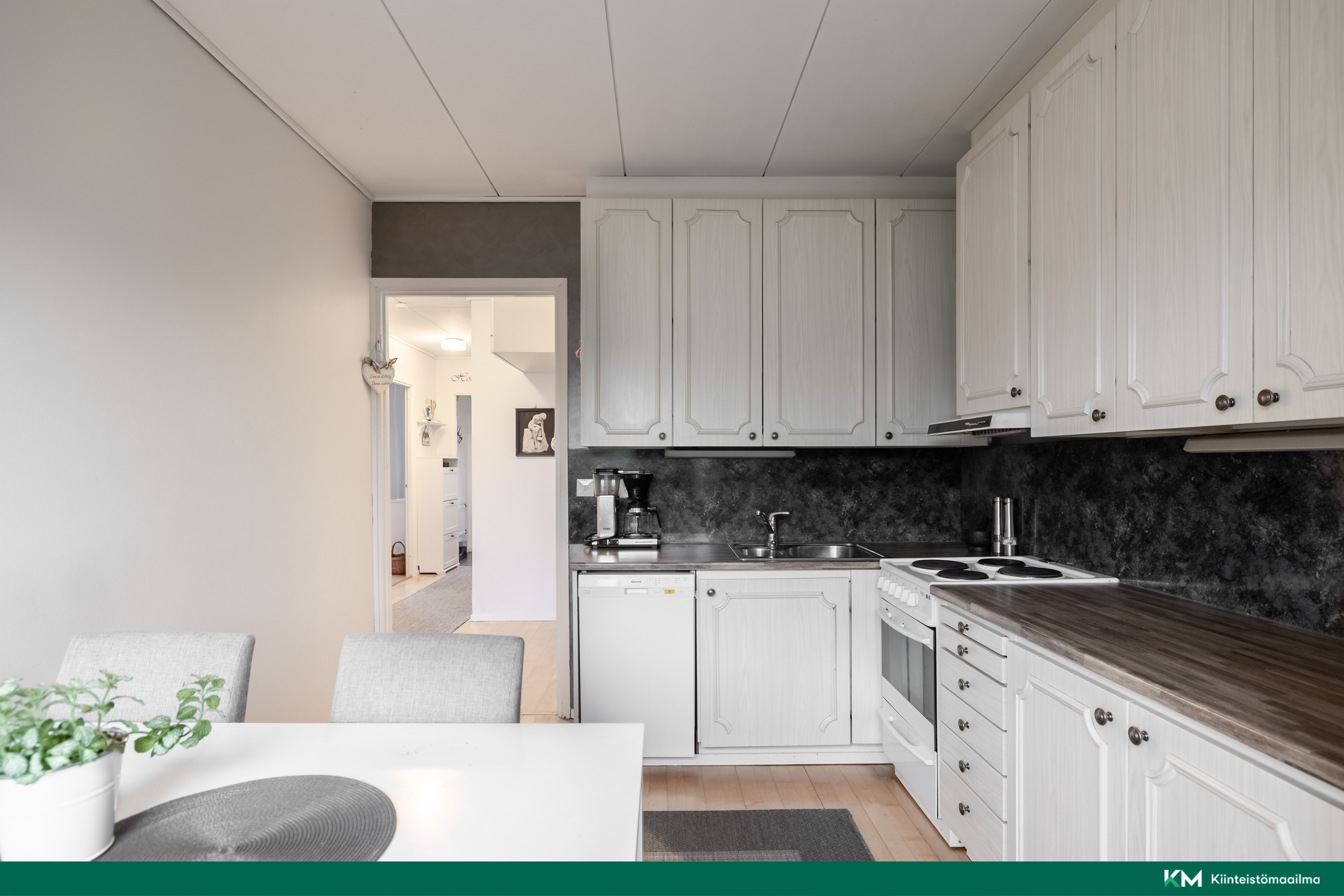 Riippakoivuntie 12, Aittakorpi, Kotka