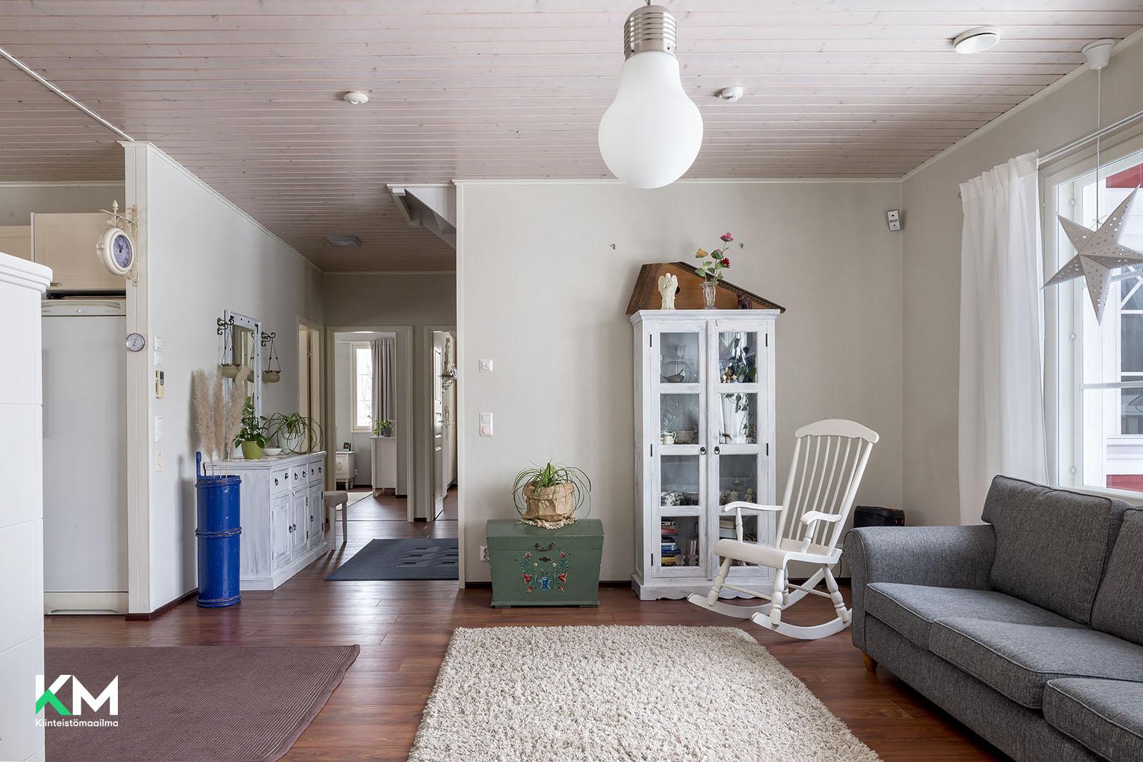 Koivukuja 18, Tikkasenharju, Ii