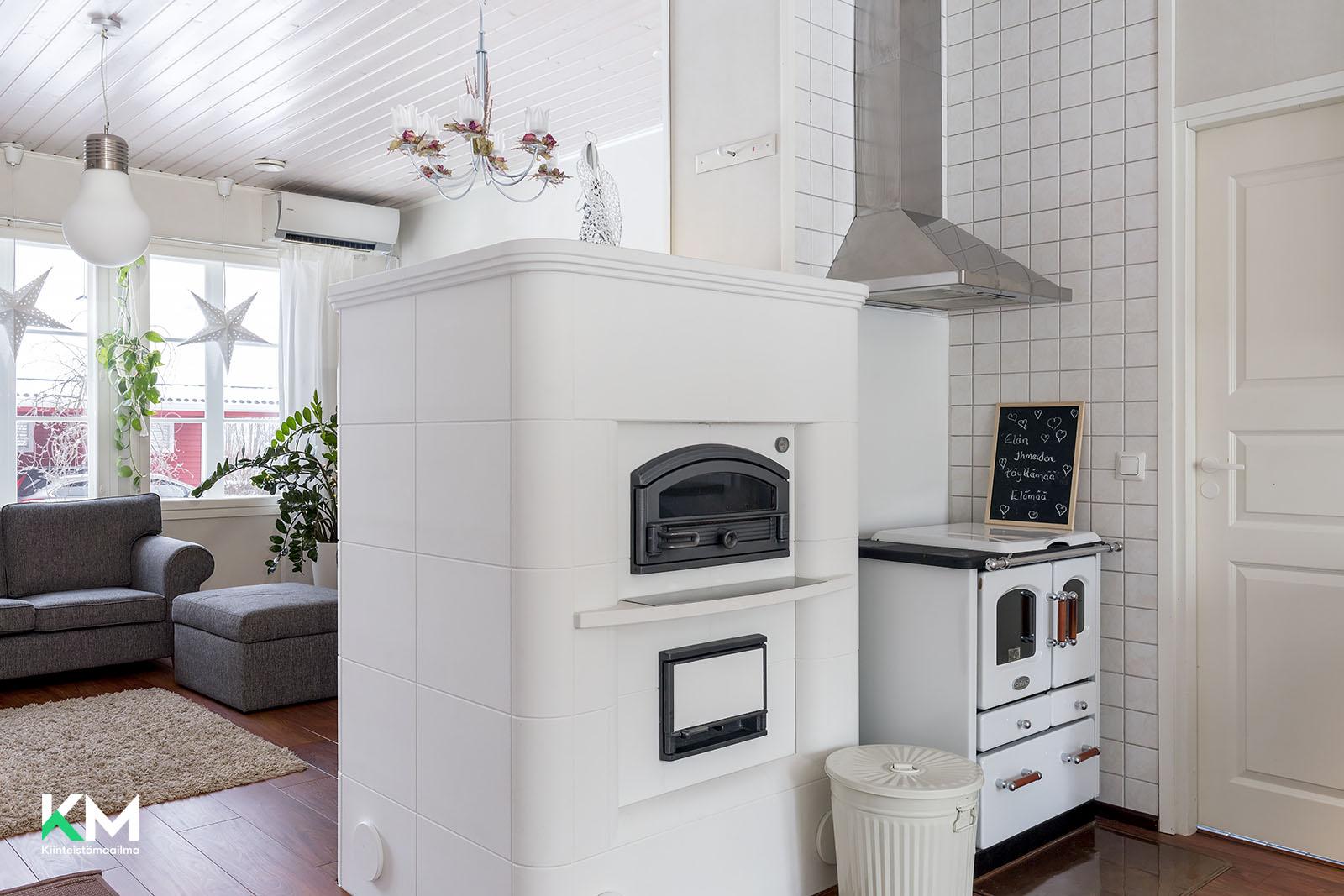 Koivukuja 18, Tikkasenharju, Ii