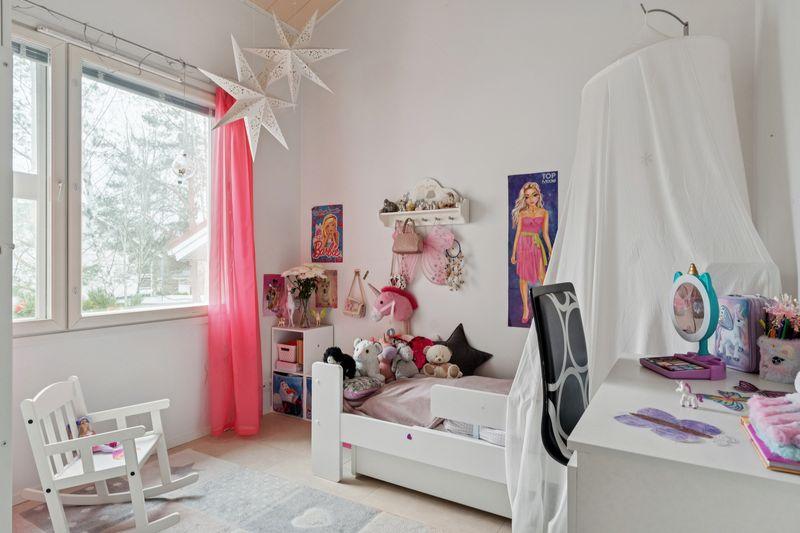 Hevossalmentie 22, Laajasalo, Helsinki