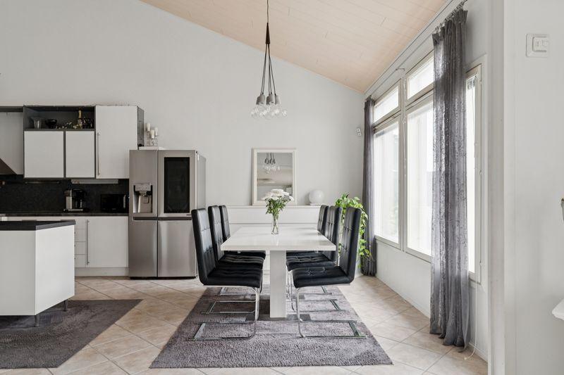 Hevossalmentie 22, Laajasalo, Helsinki