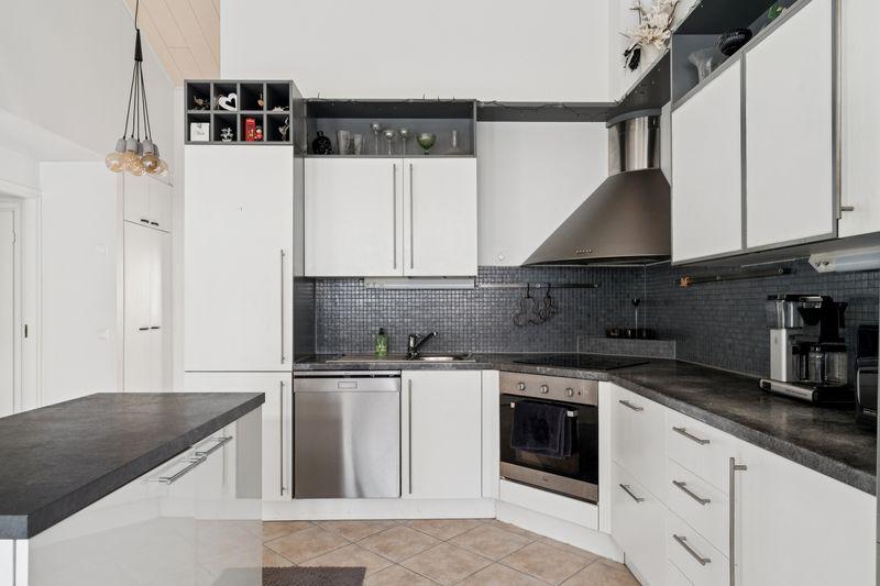 Hevossalmentie 22, Laajasalo, Helsinki