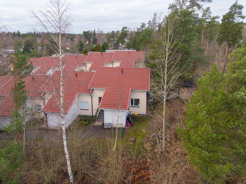 Hevossalmentie 22, Laajasalo, Helsinki