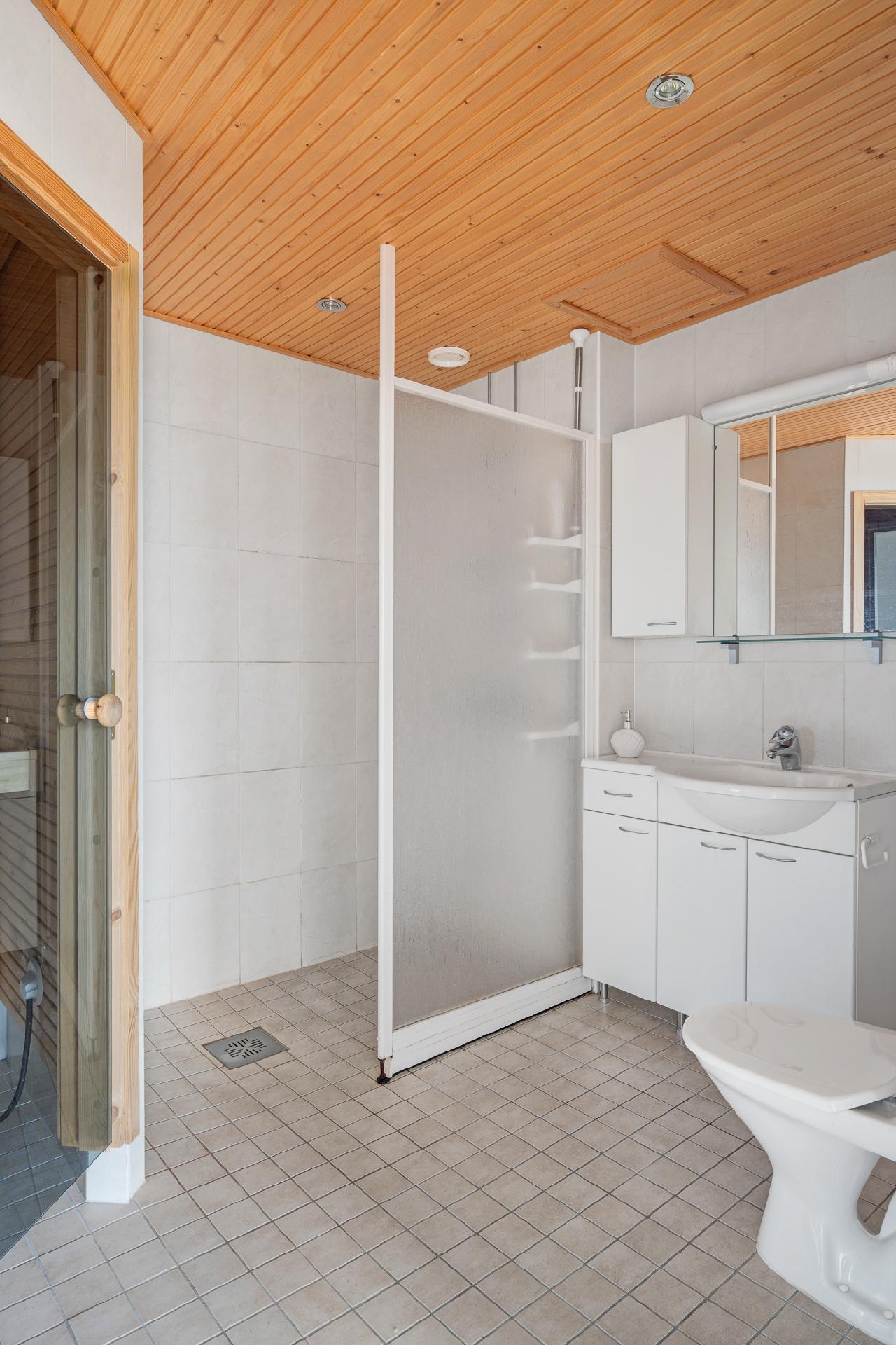 Valurinkuja 2, Leppävaara, Espoo