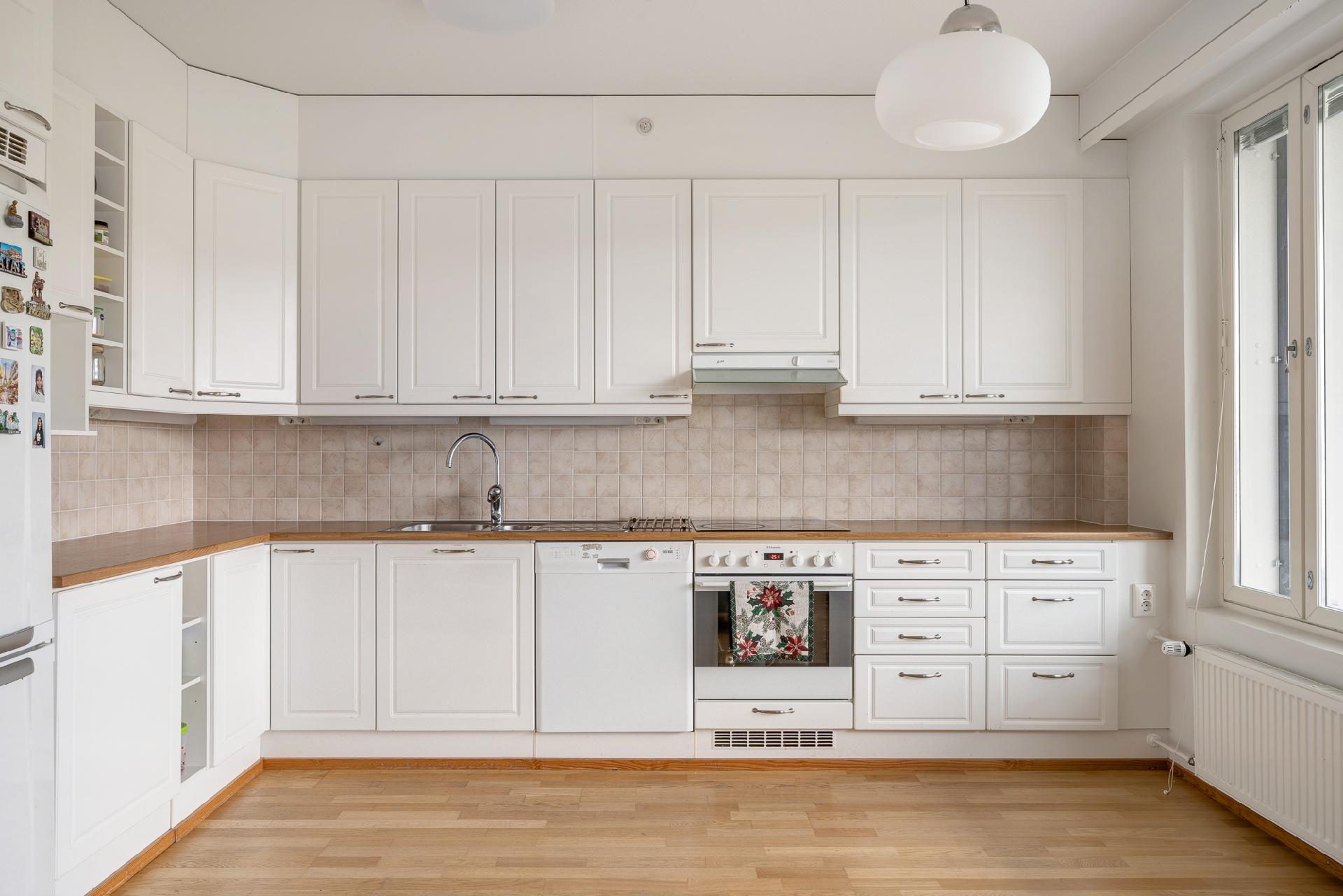 Valurinkuja 2, Leppävaara, Espoo