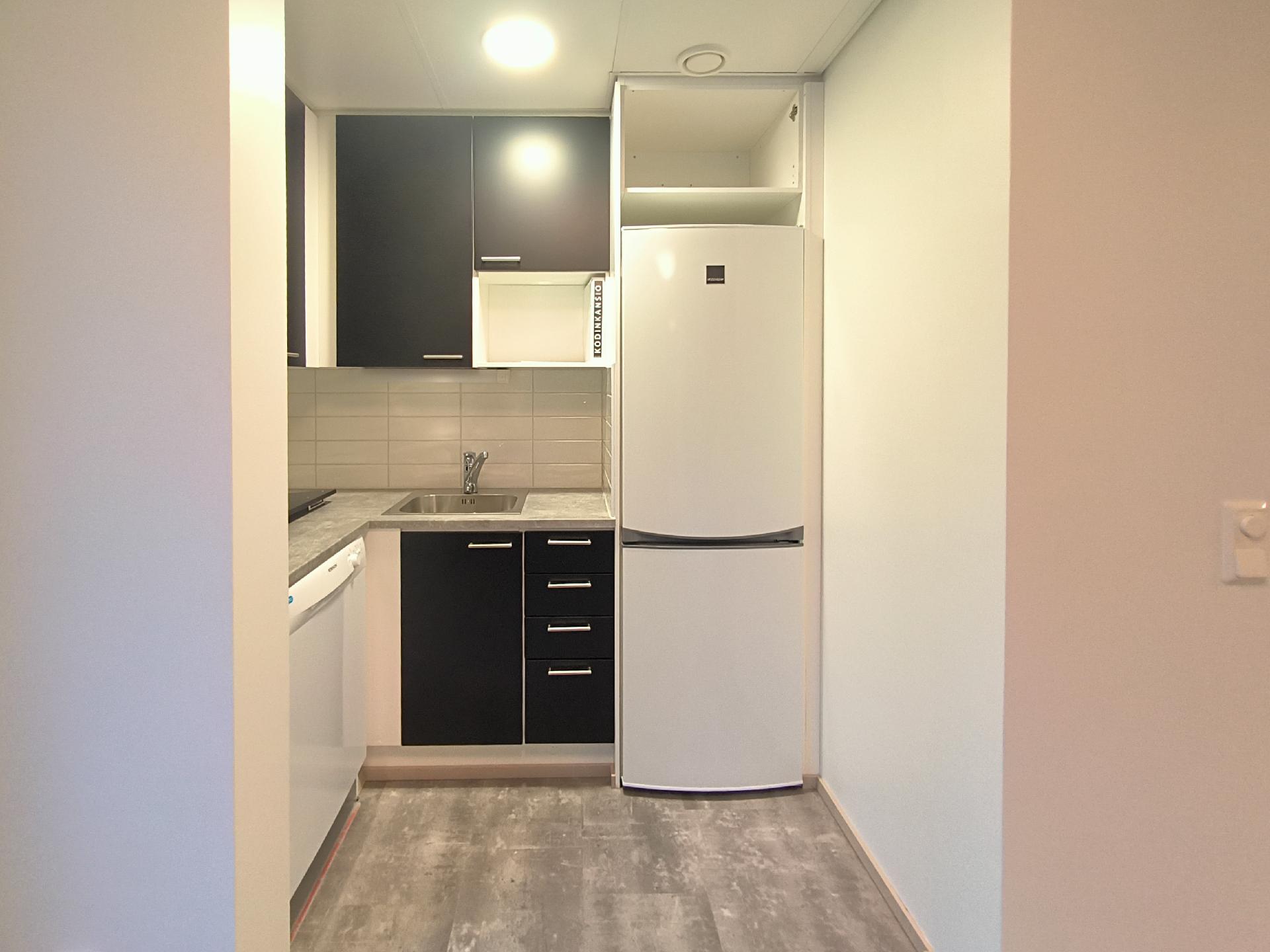 Lielahdenkatu 45, Lentävänniemi, Tampere