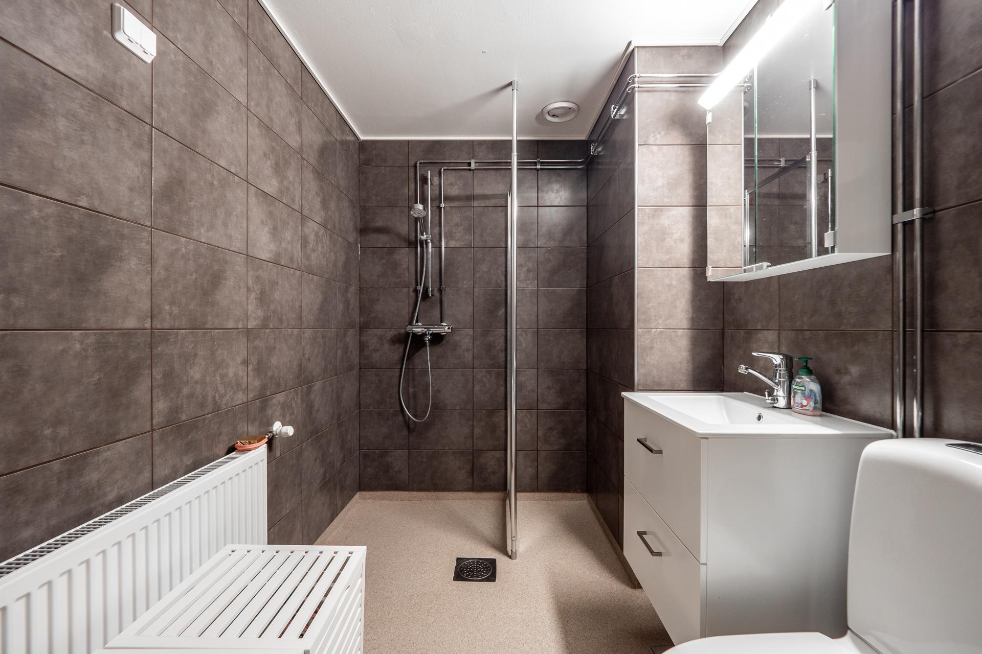 Kimmontie 6, Kaijonharju, Oulu