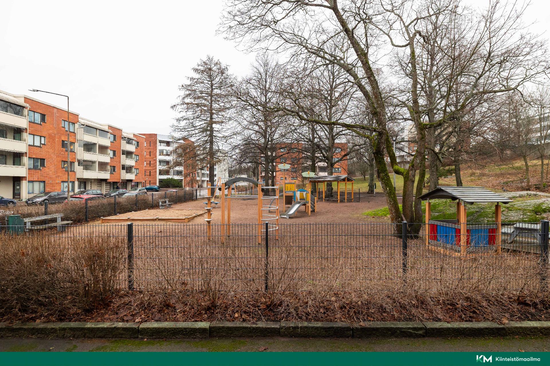 Puutarhakatu 15, Kotkansaari, Kotka