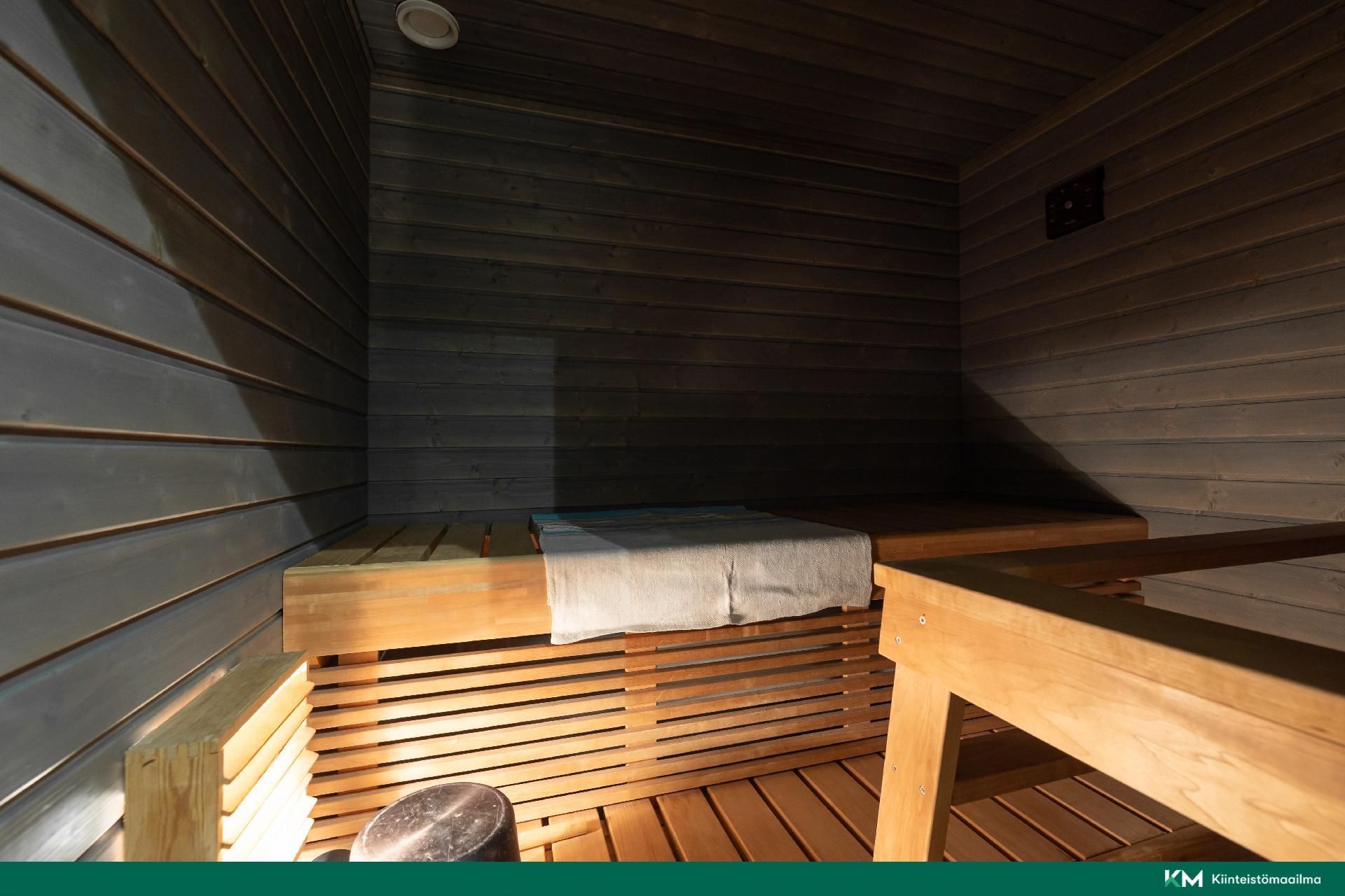 Puutarhakatu 15, Kotkansaari, Kotka