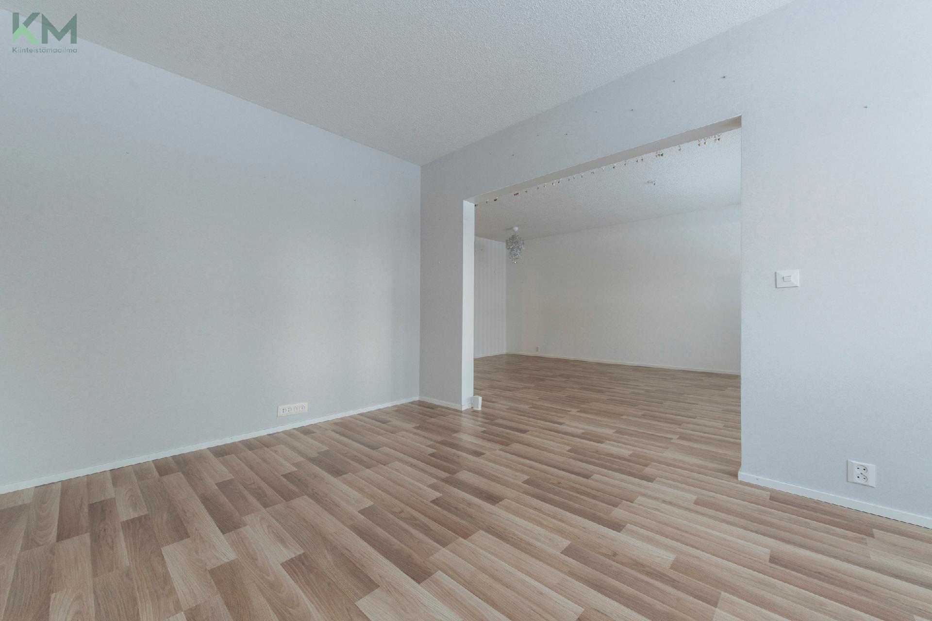 Mäkitie 50, Keskusta, Kurikka