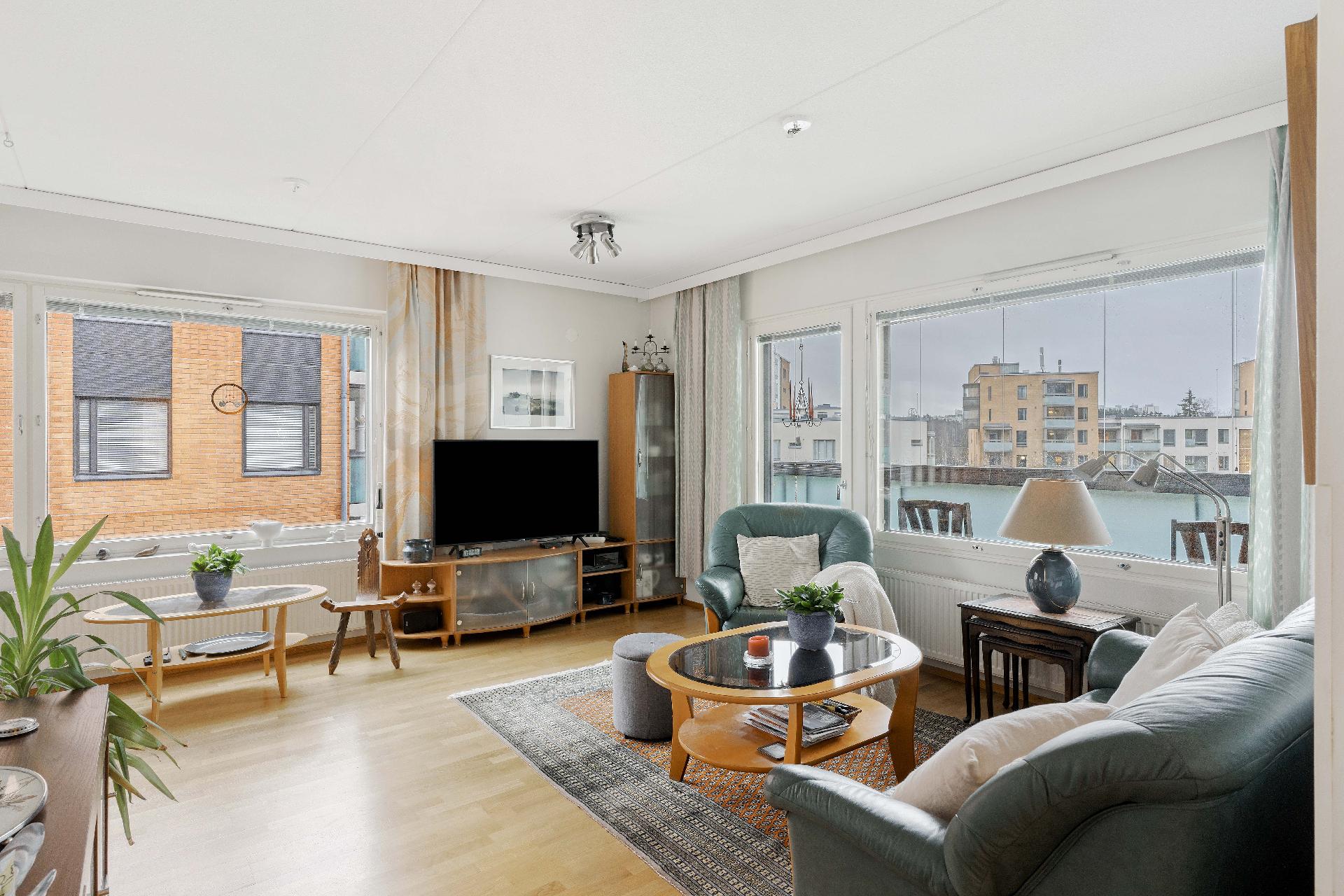 Amiraalin Puistotie 6, Espoonlahti, Espoo