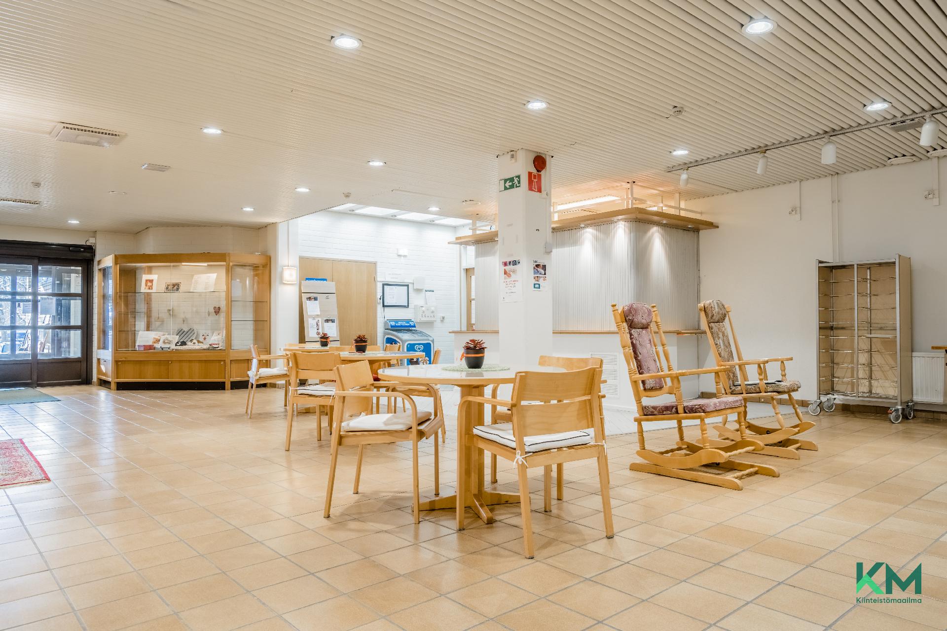 asukkaiden yhteistä oleskelutilaa