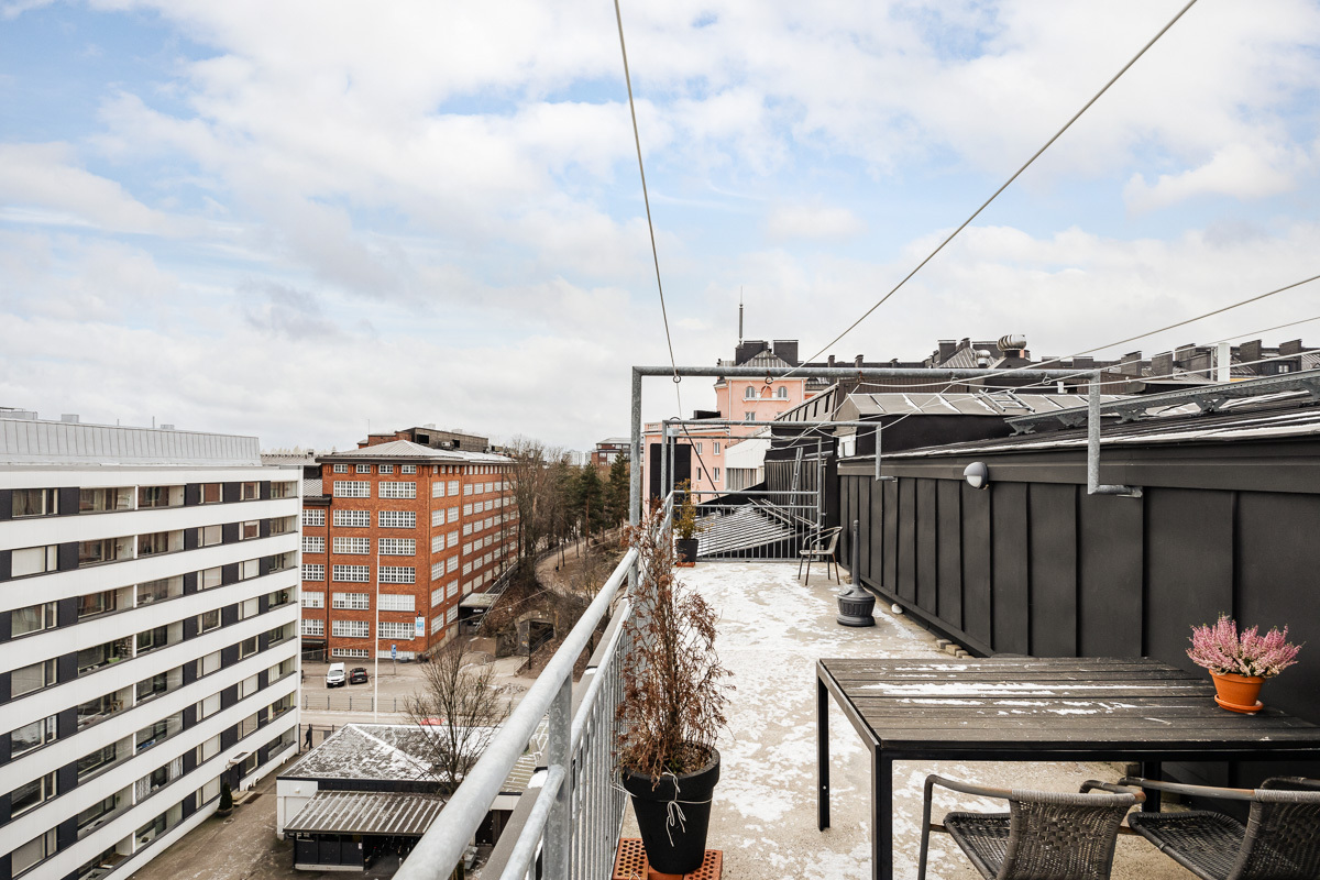 Pääskylänrinne 4, Helsinki