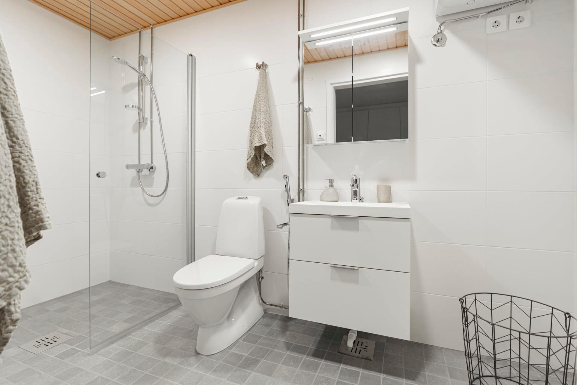 Eestinlaakso 5 C 76, Nöykkiö, Espoo