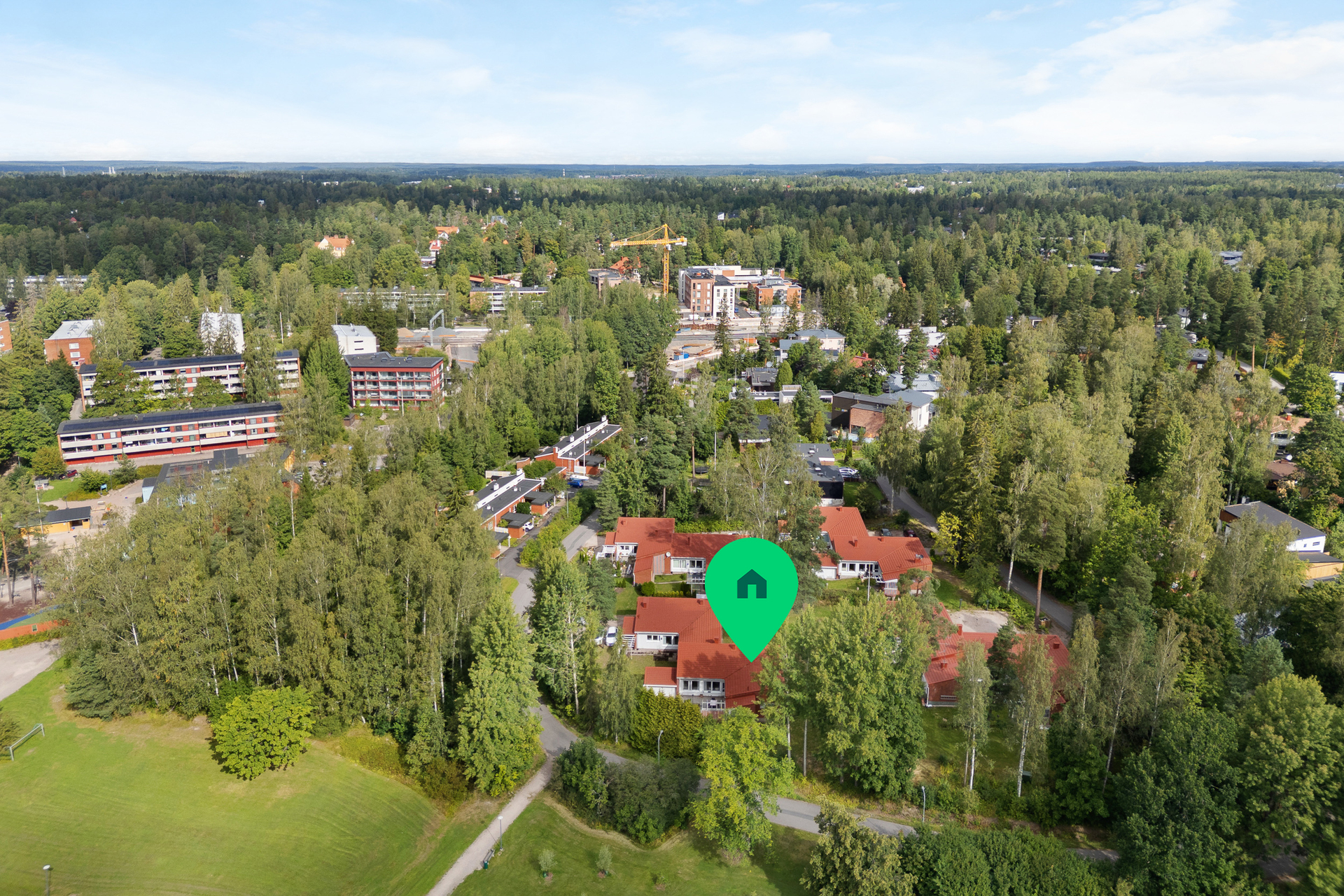Kylätie 11, Kauniainen