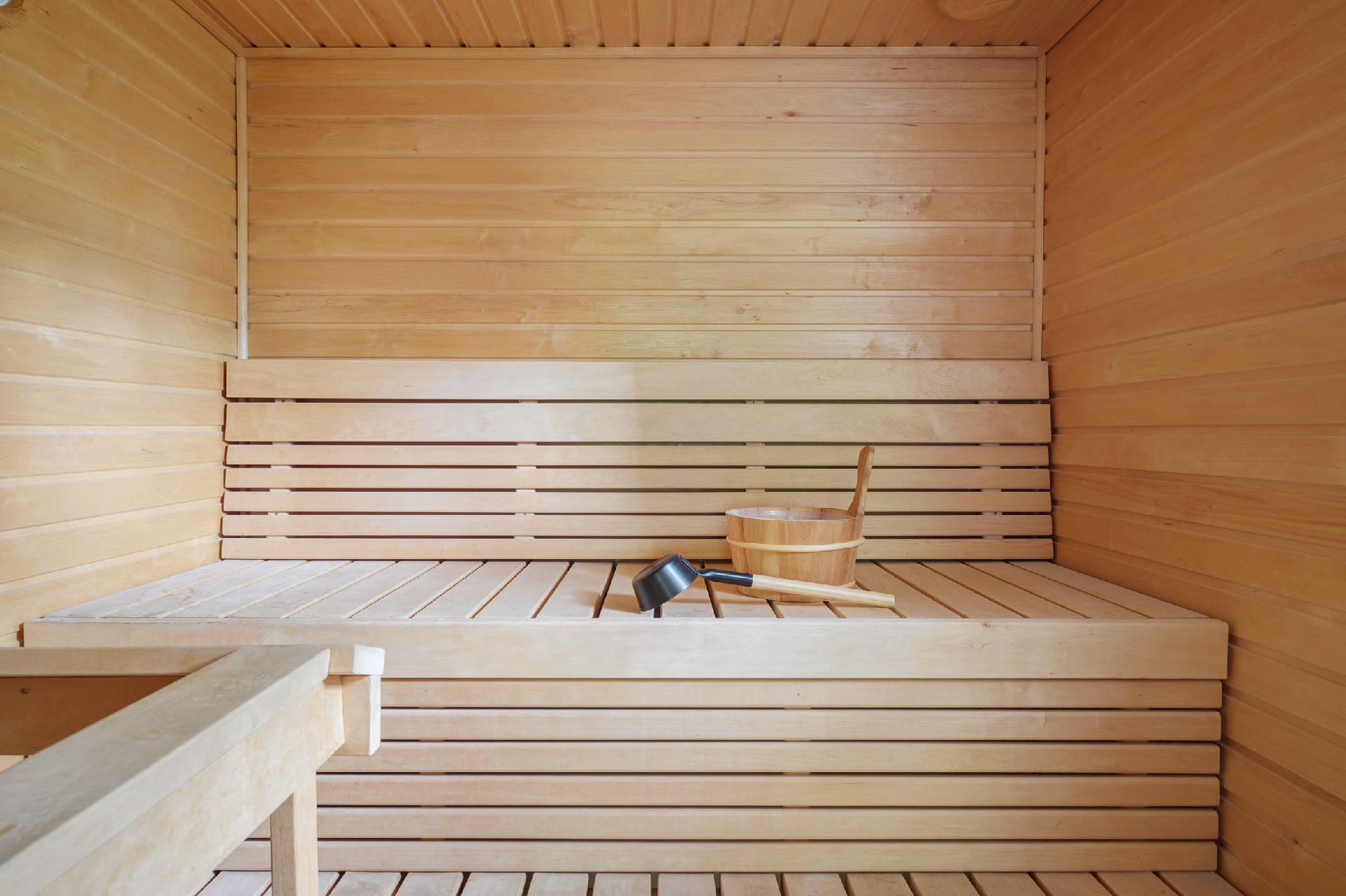 Kylätie 11, Kauniainen