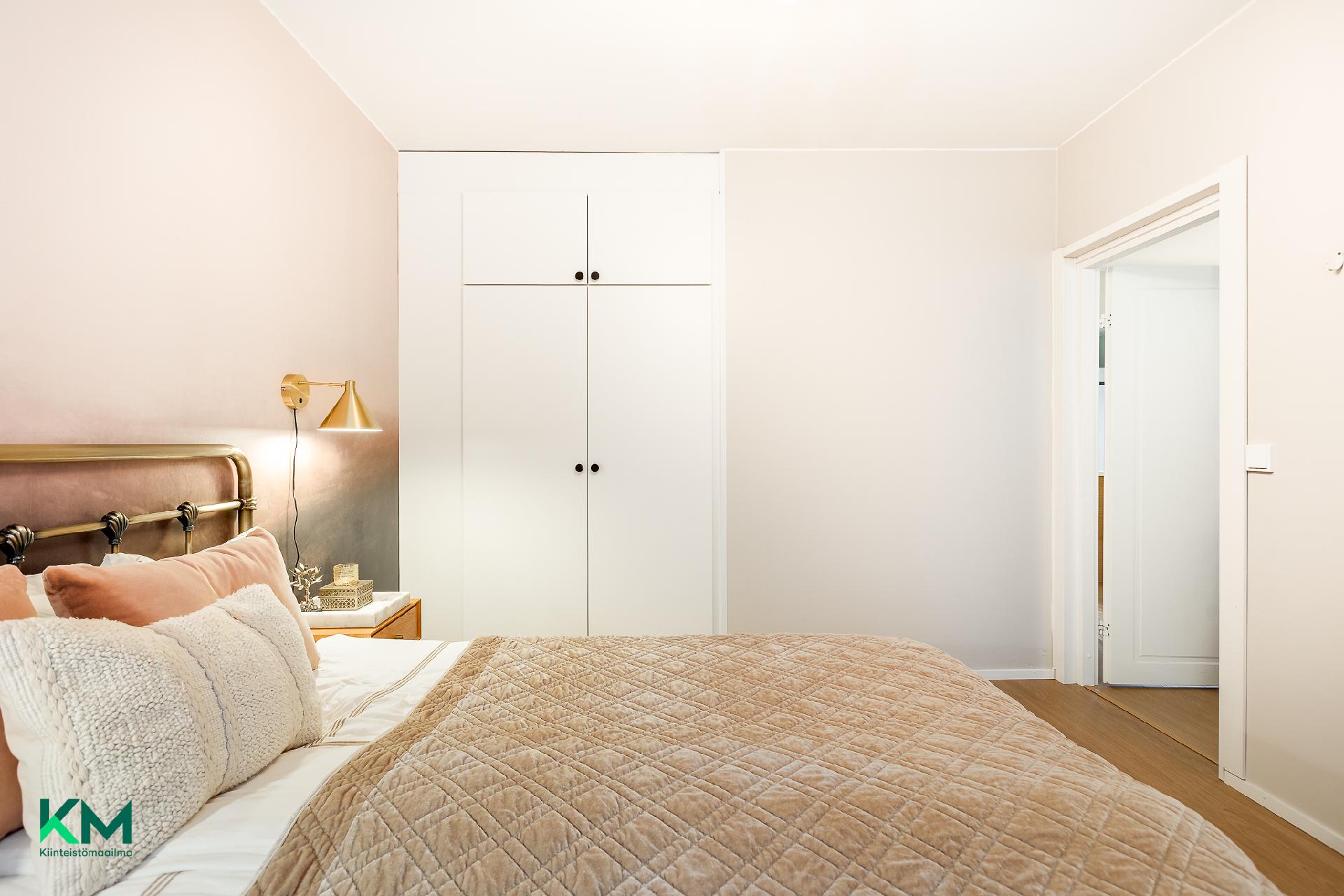 Kitimenpolku 22, Tuira, Oulu