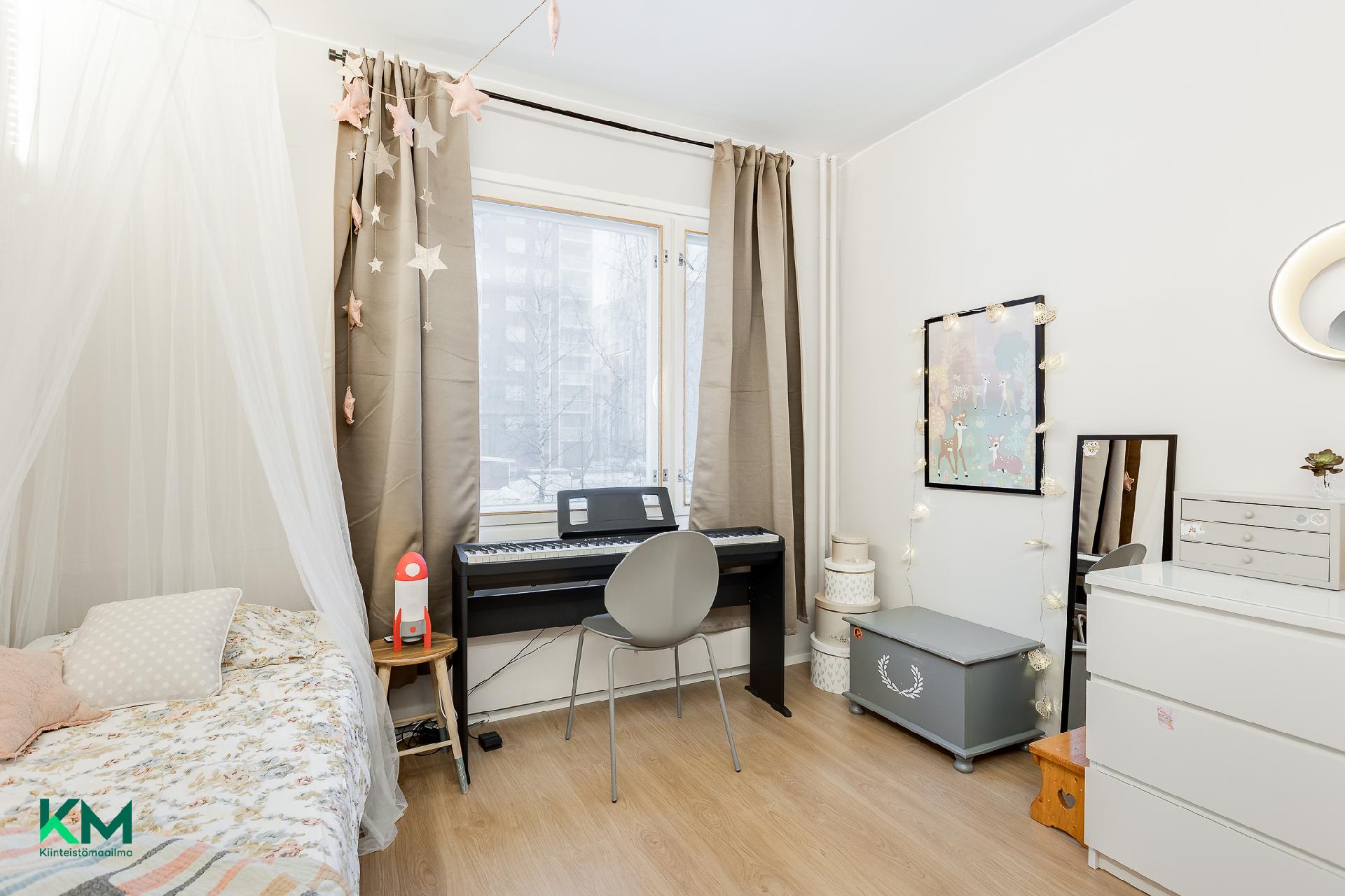 Kitimenpolku 22, Tuira, Oulu