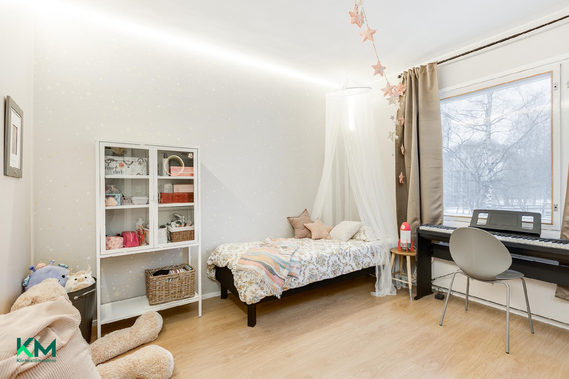 Kitimenpolku 22, Tuira, Oulu