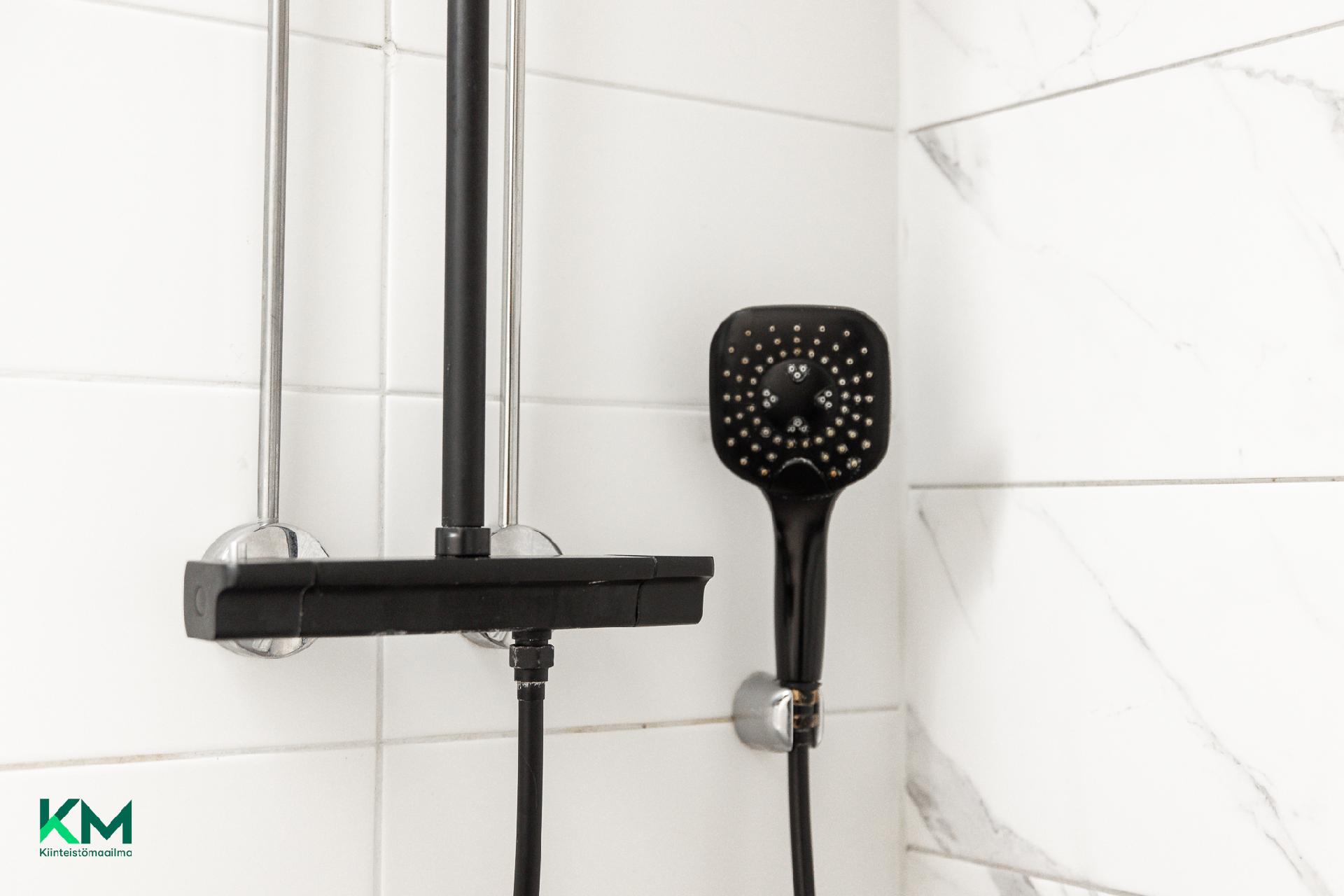 Kitimenpolku 22, Tuira, Oulu