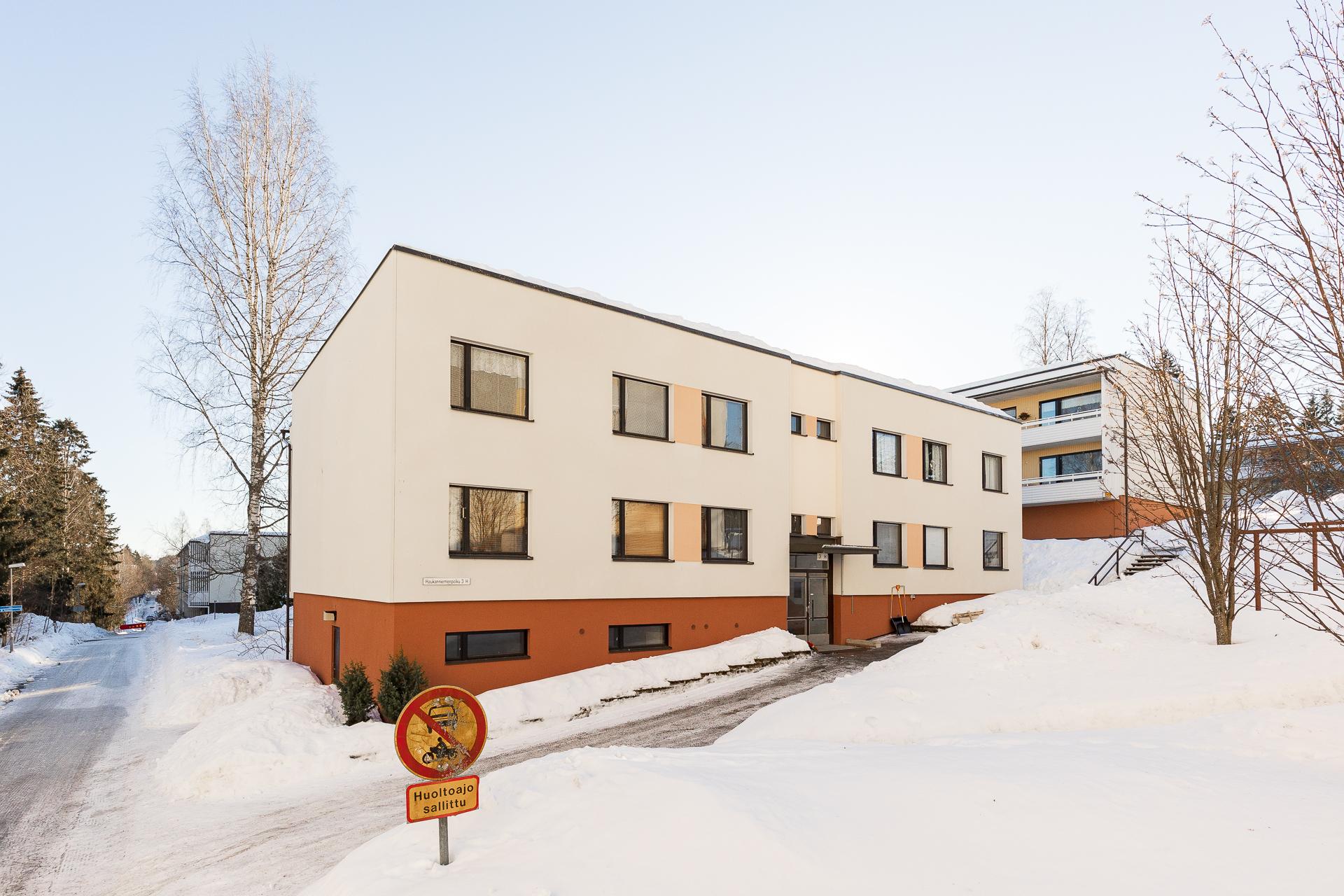 Haukanniemenpolku 3, Laajavuori, Jyväskylä