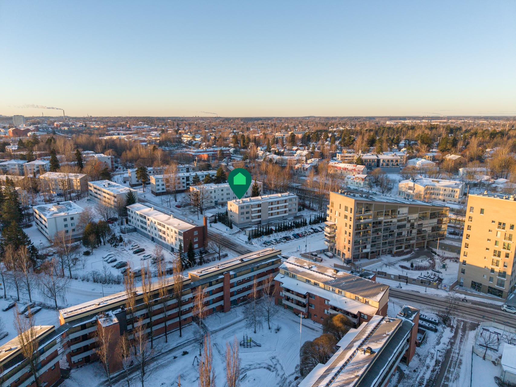Jäkälätie 8, Tapanila, Helsinki