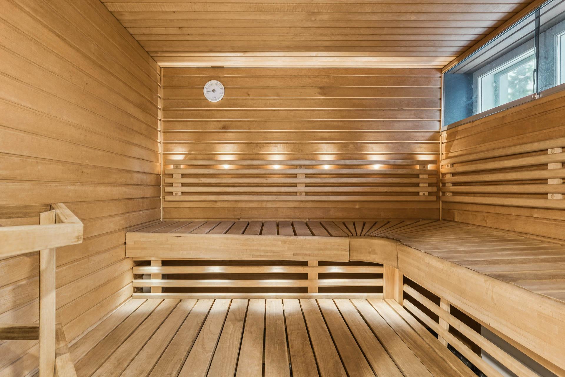 Taloyhtiön hienot saunatilat