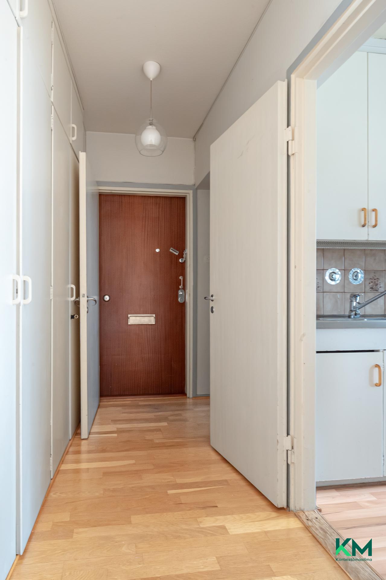 Porintie 5, Munkkivuori, Helsinki