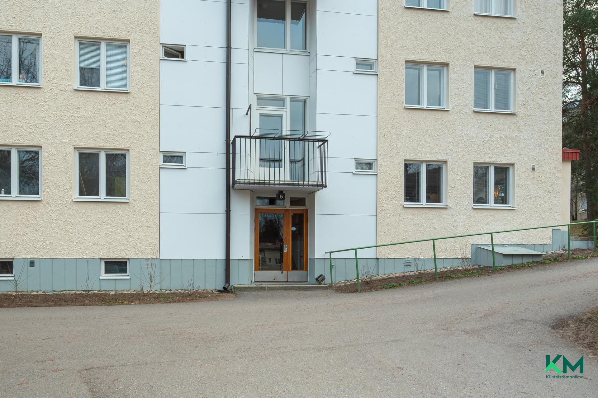 Porintie 5, Munkkivuori, Helsinki