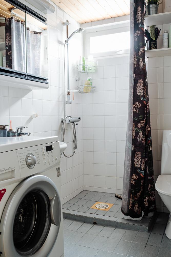 Ikkunallinen kylpyhuone