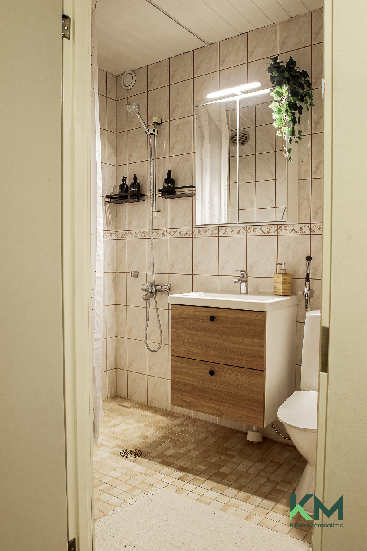 Jääkiekkoradankuja 6, Hernemäki, Savonlinna