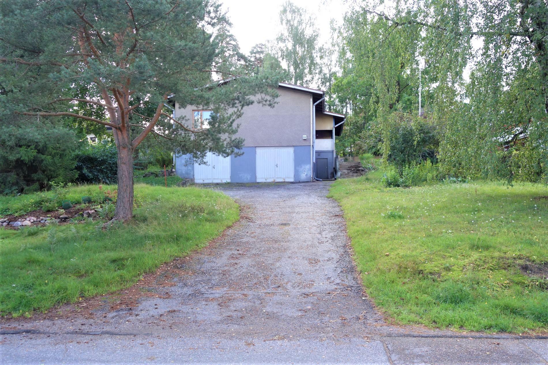 Taulutie 24, Itä-Pakila, Helsinki