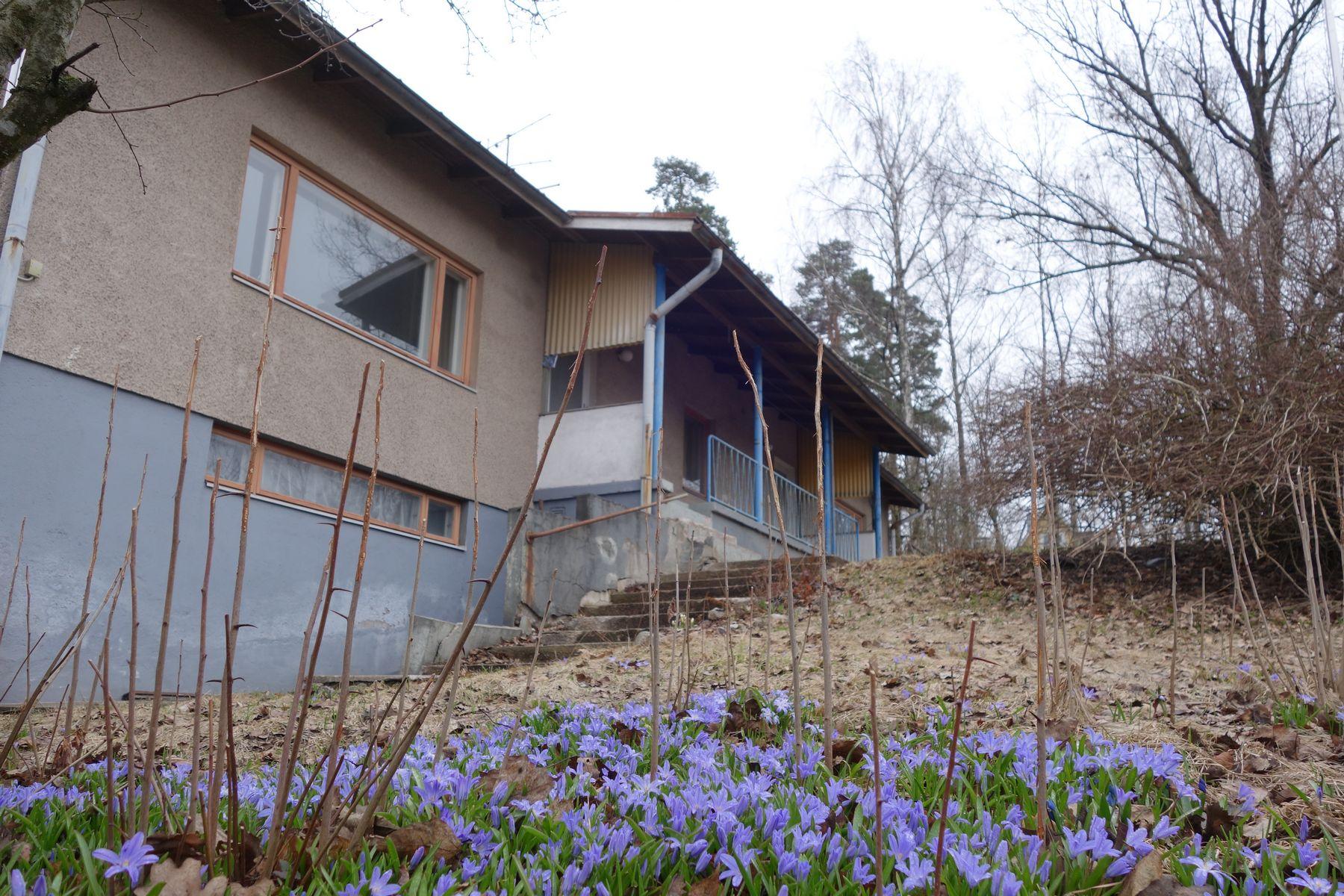 Taulutie 24, Itä-Pakila, Helsinki