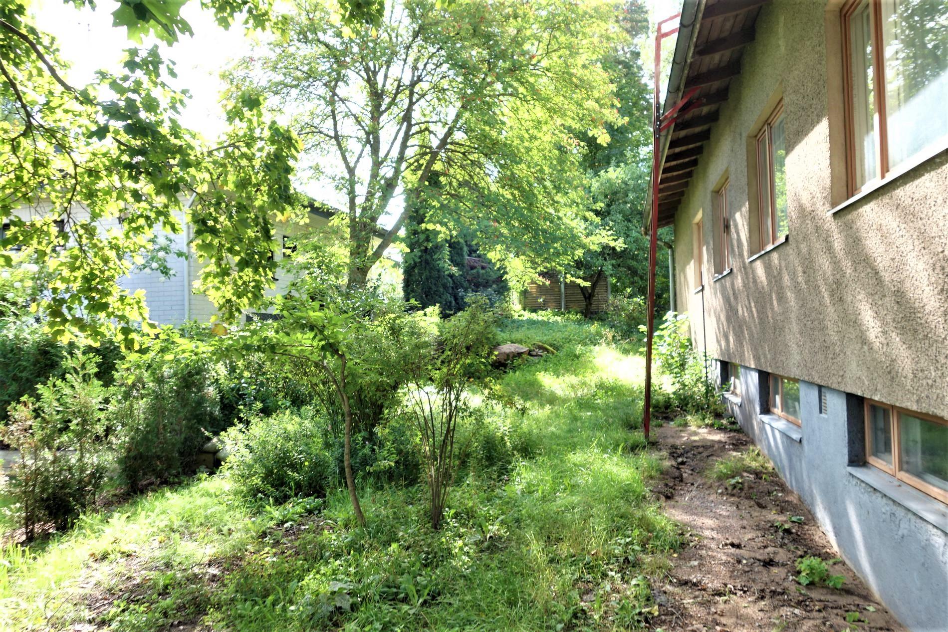 Taulutie 24, Itä-Pakila, Helsinki