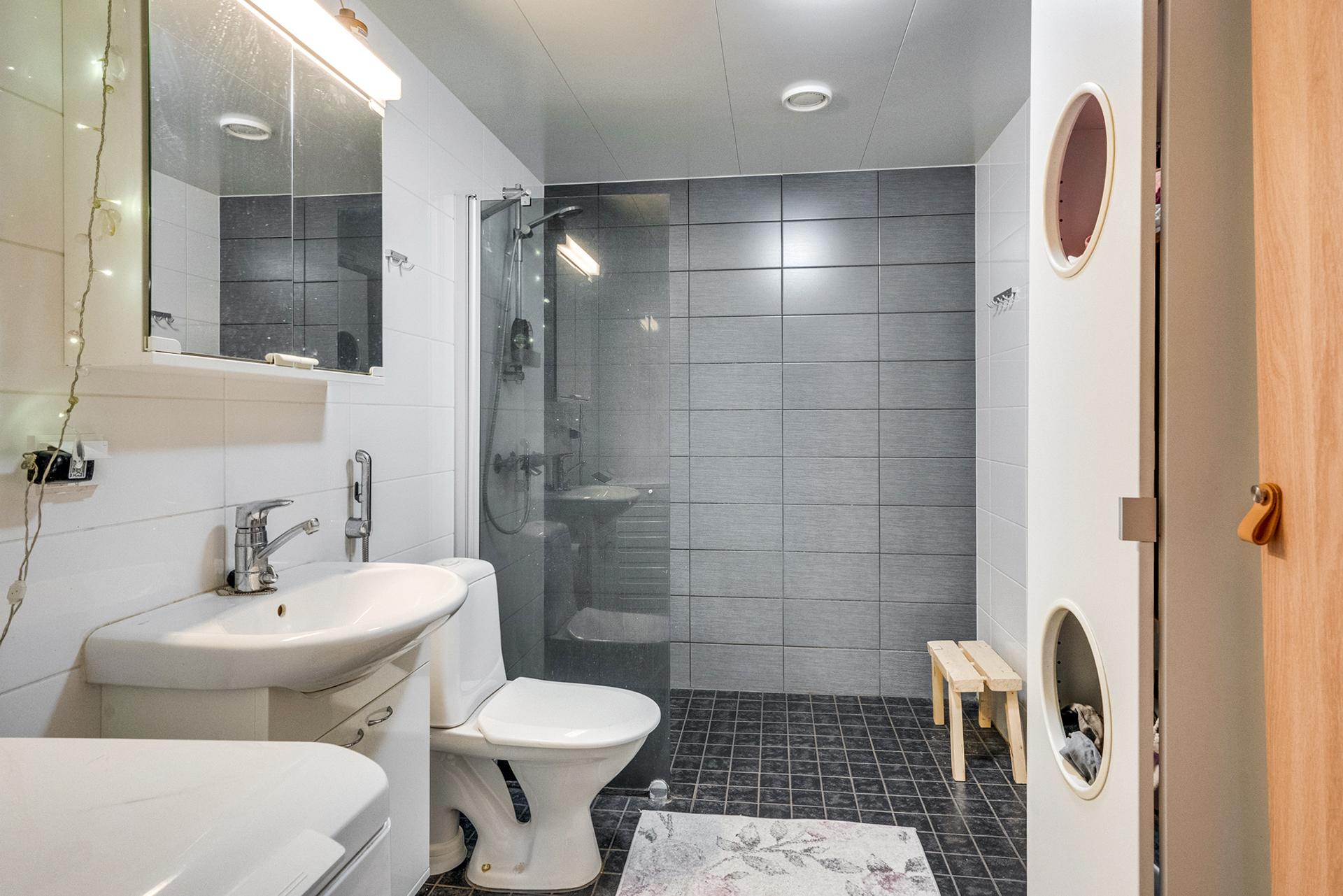 Atanväylä 2, Atala, Tampere