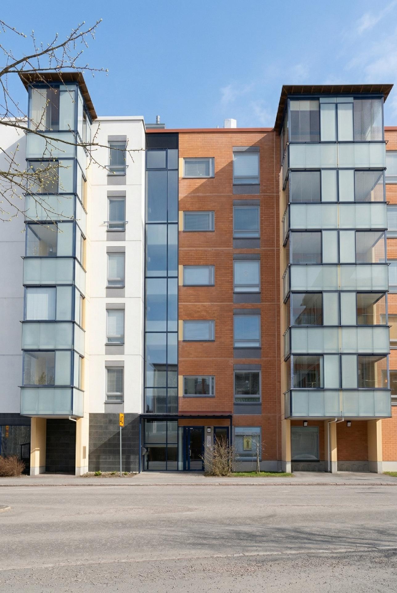 Ojahaanrinne 2, Myyrmäki, Vantaa