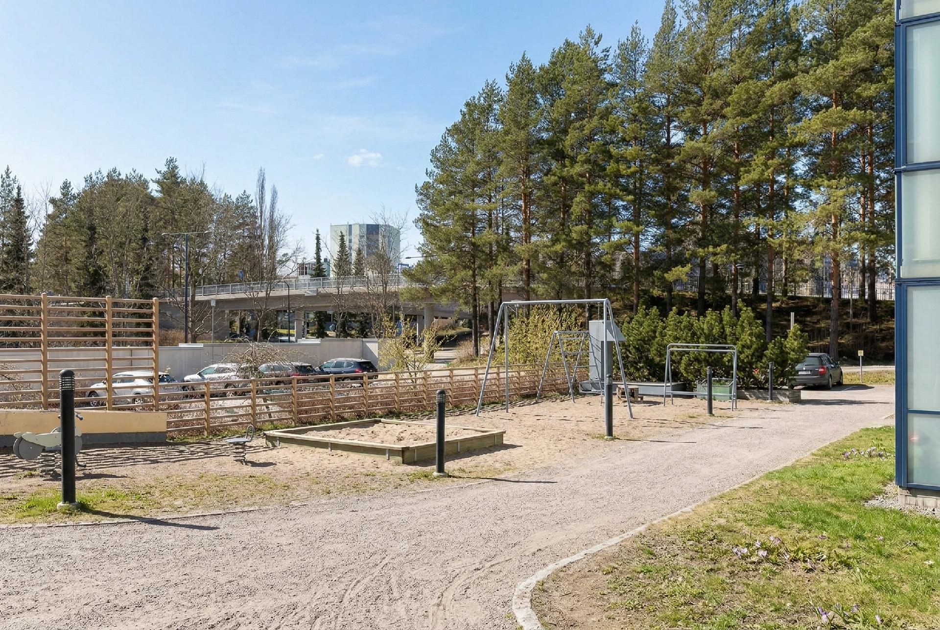 Ojahaanrinne 2, Myyrmäki, Vantaa