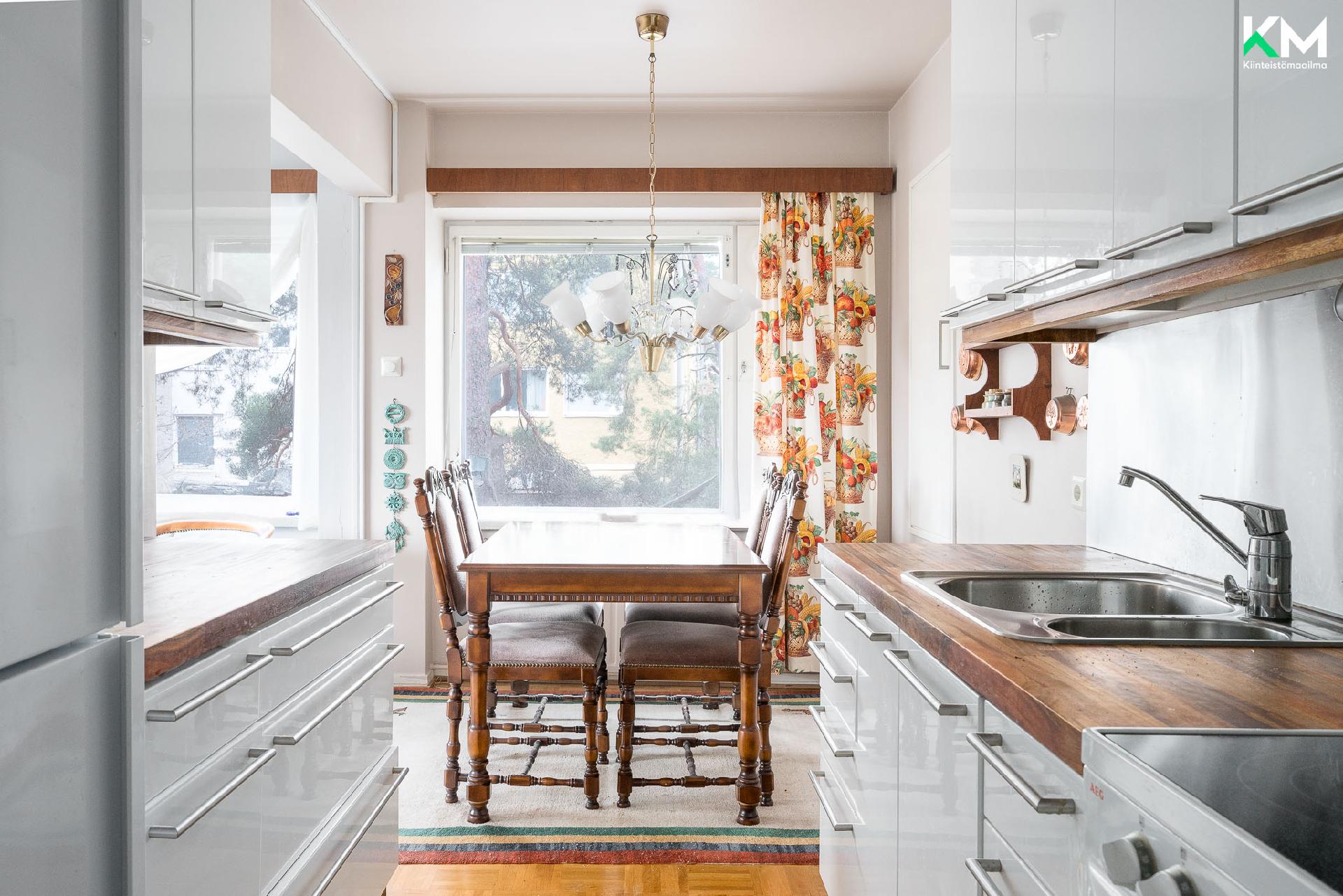 Otsonkallio 3, Tapiola, Espoo