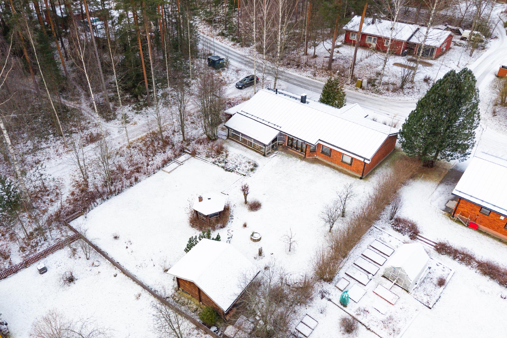 Ritarintie 8, Kinkomaa, Muurame