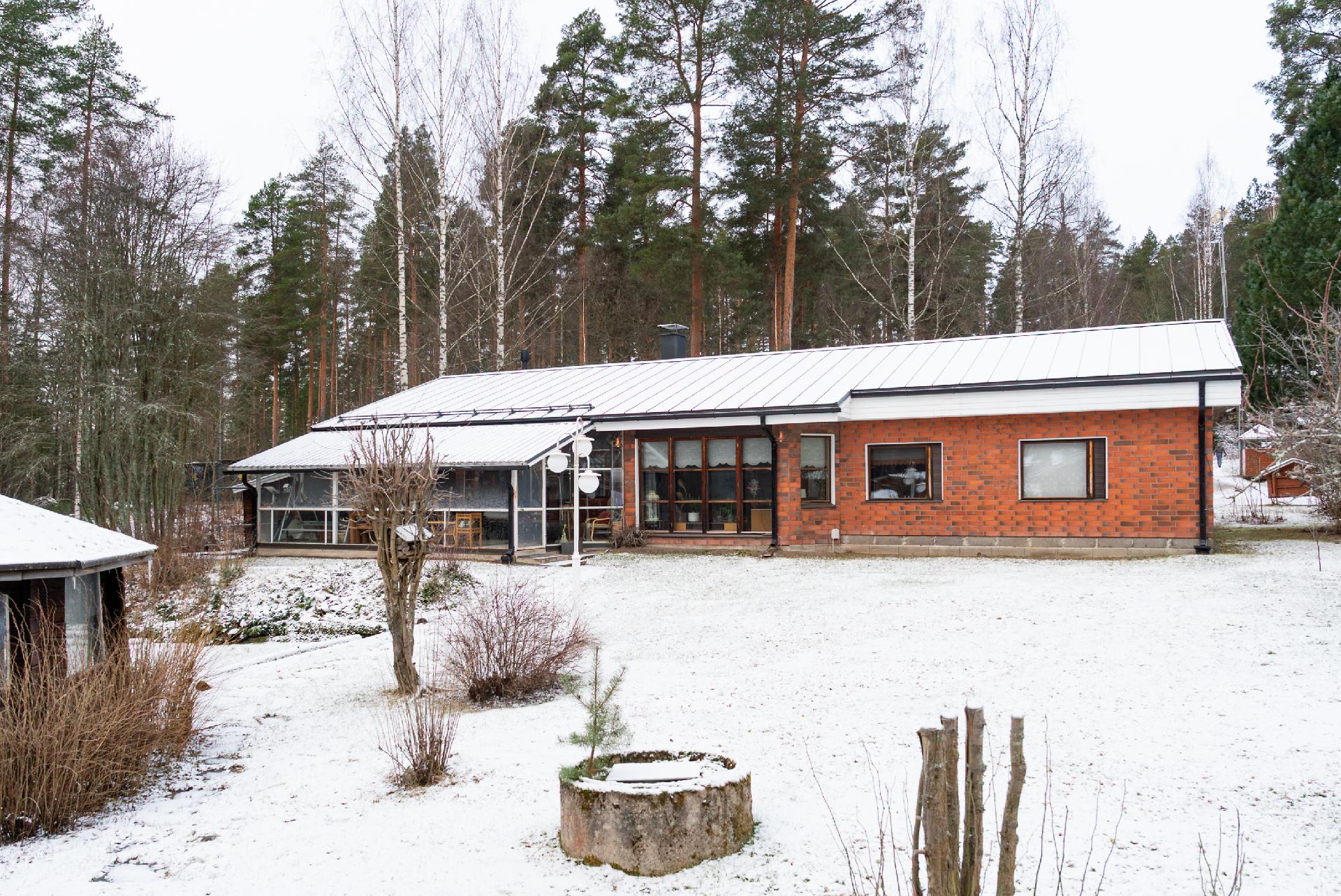 Ritarintie 8, Kinkomaa, Muurame