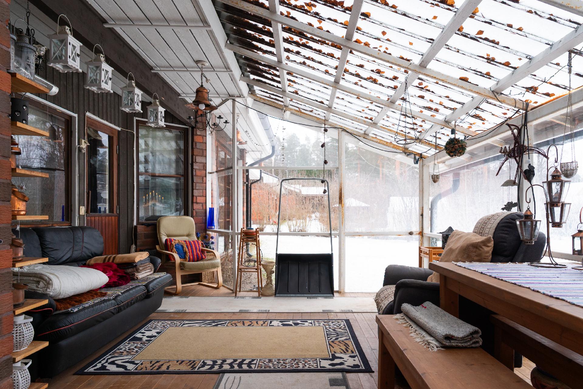 lasitettu valokatettu terassi