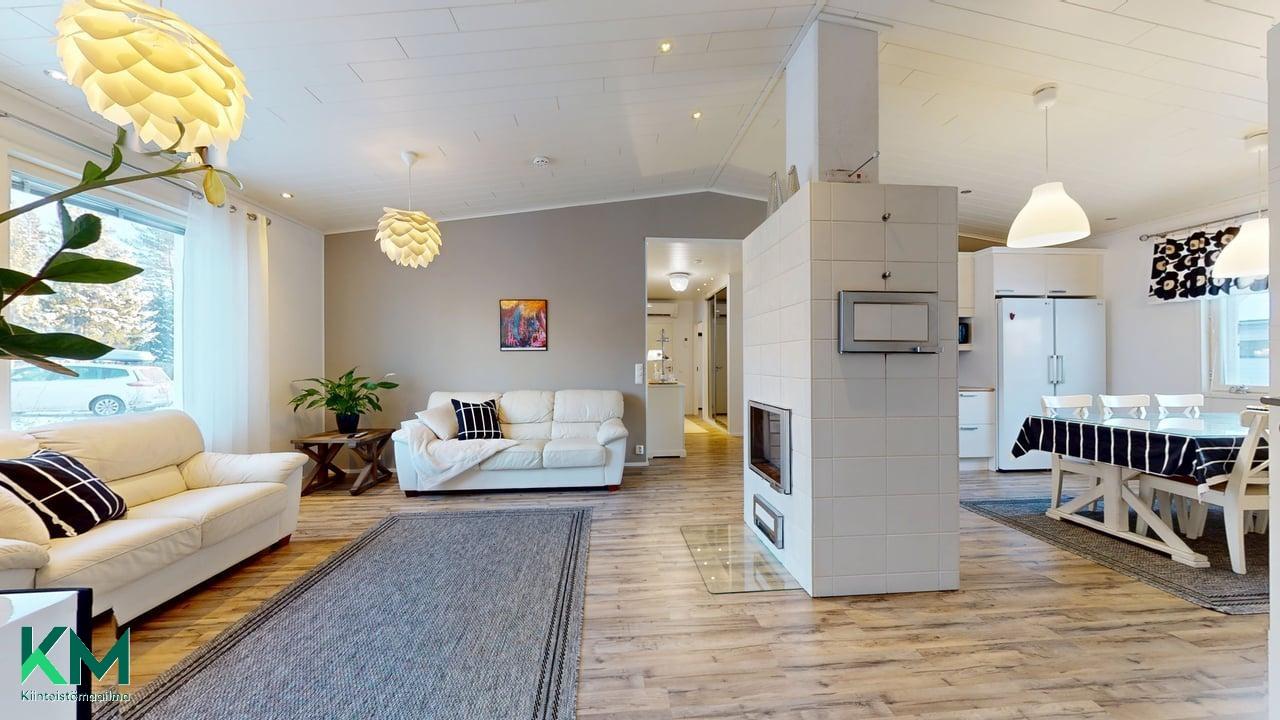 Puuhatie 17, Purola, Vaasa