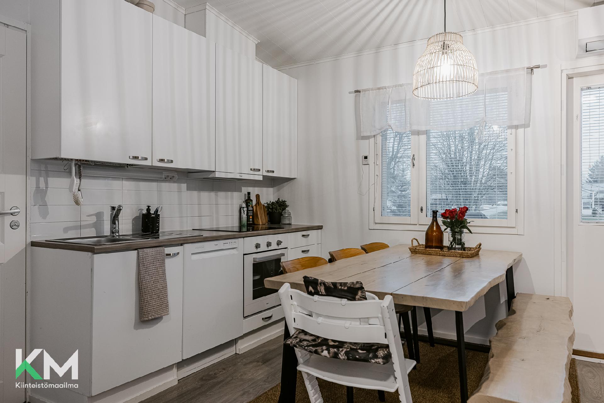 Kappelintie 2, Saarenkangas, Lapua