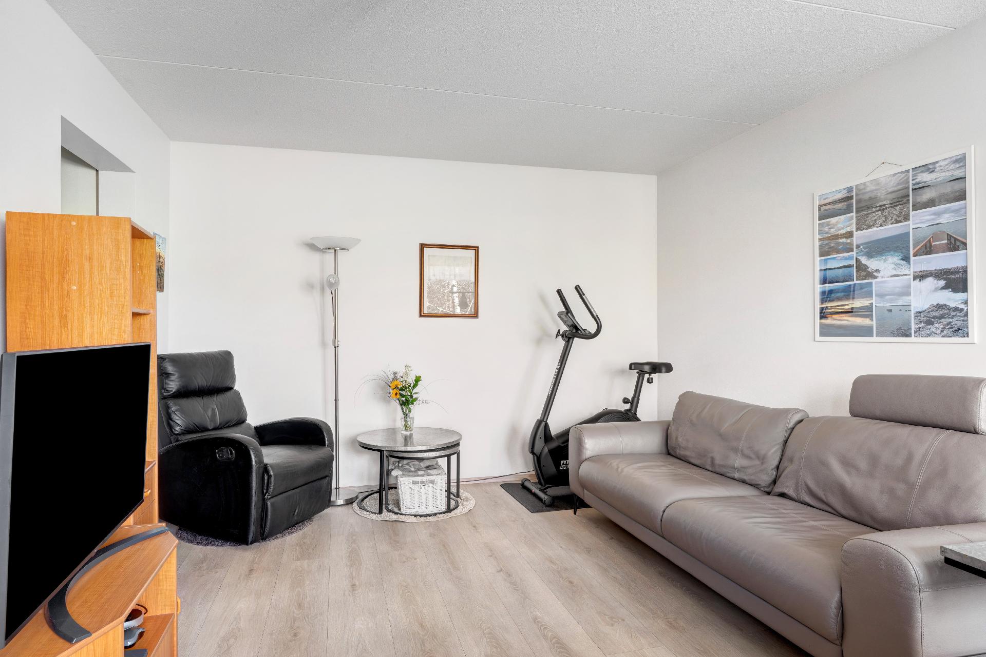 Vilniementie 12, Lippajärvi, Espoo