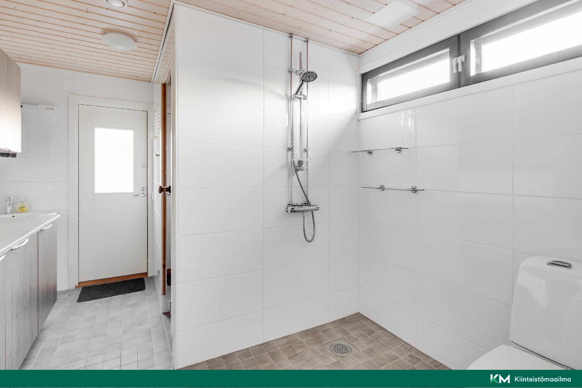 Kuusamatie 22, Ruskeasanta, Vantaa