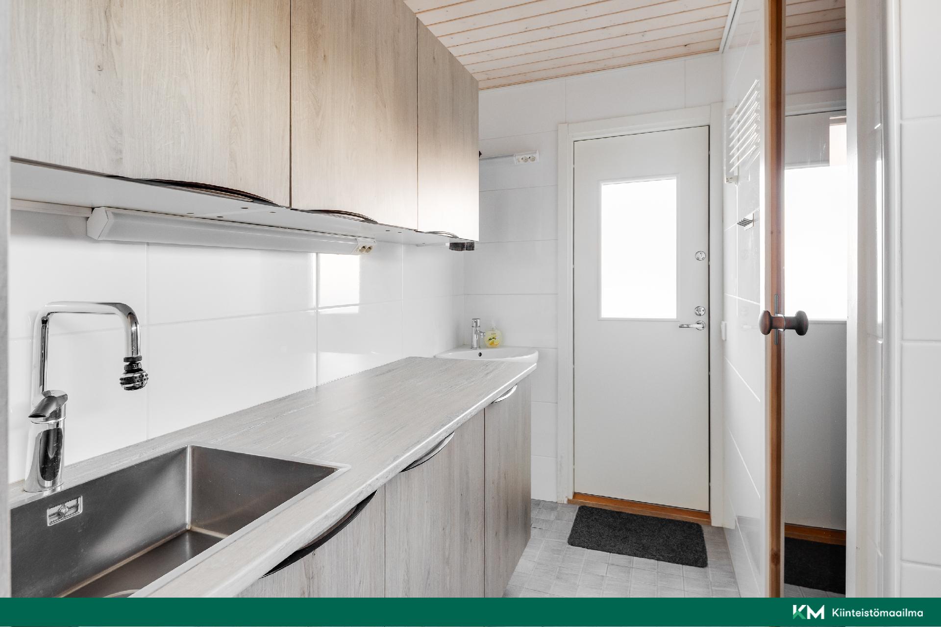 Kuusamatie 22, Ruskeasanta, Vantaa