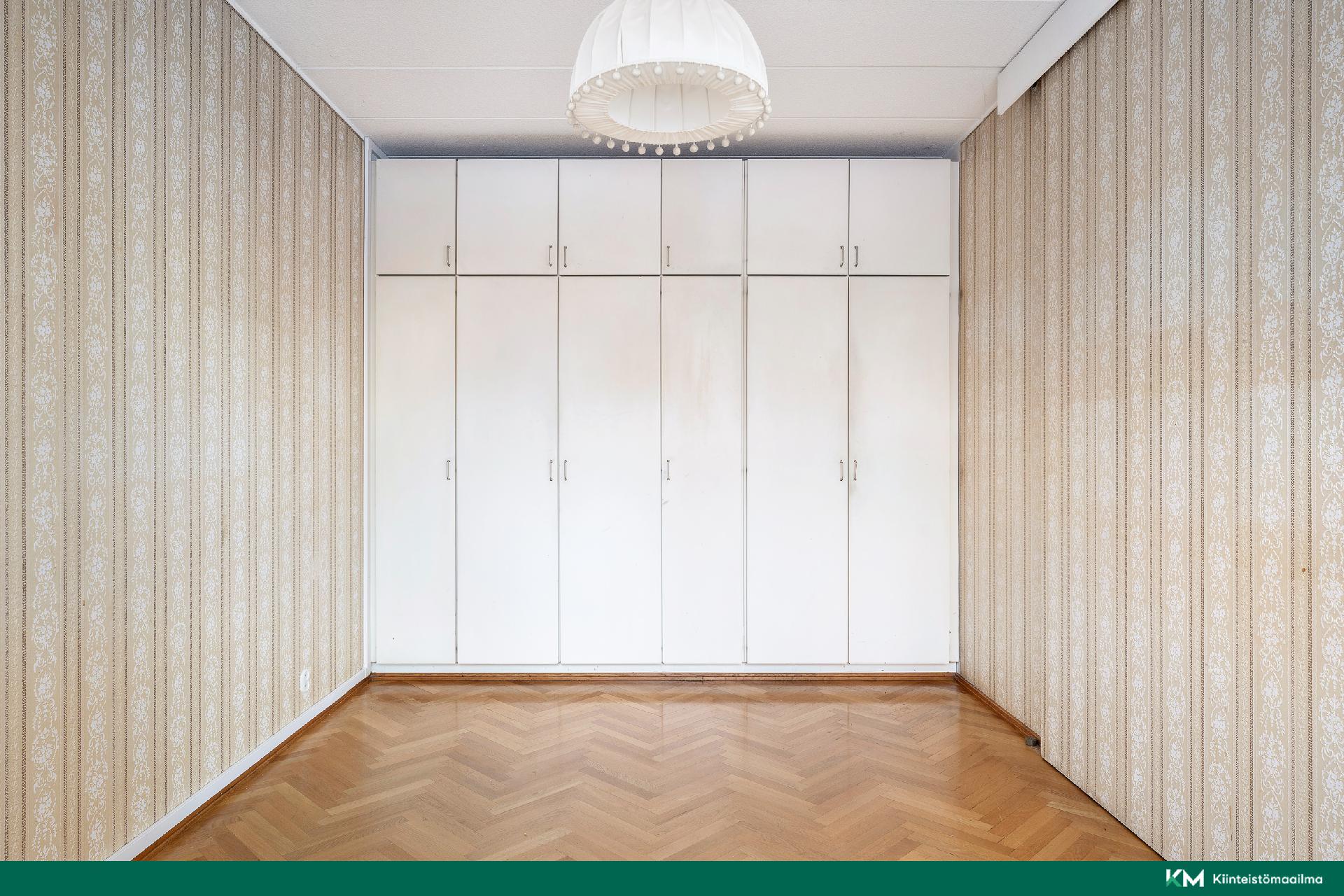 Makuuhuoneen kaapistot