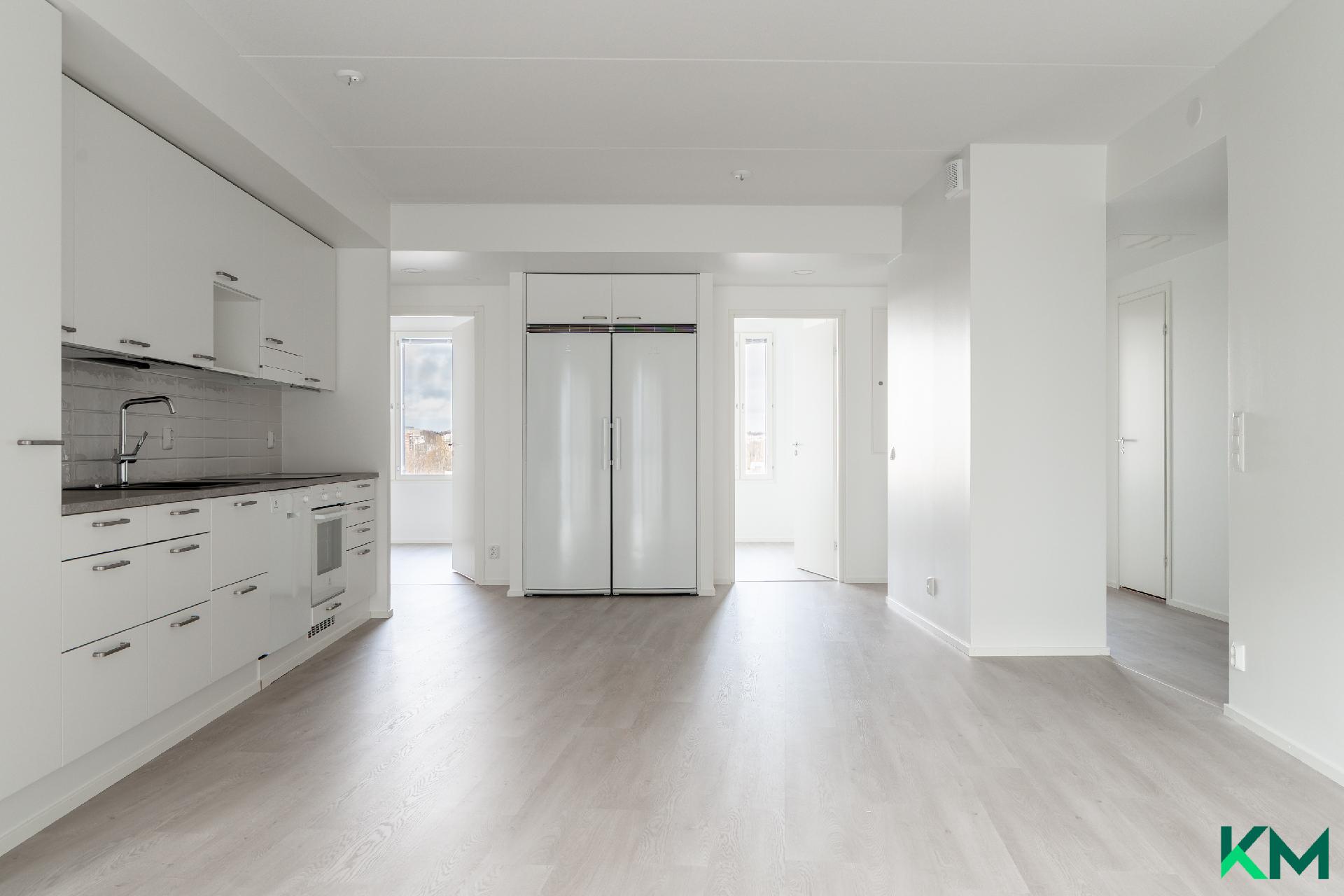 Valoisa läpitalon huoneisto