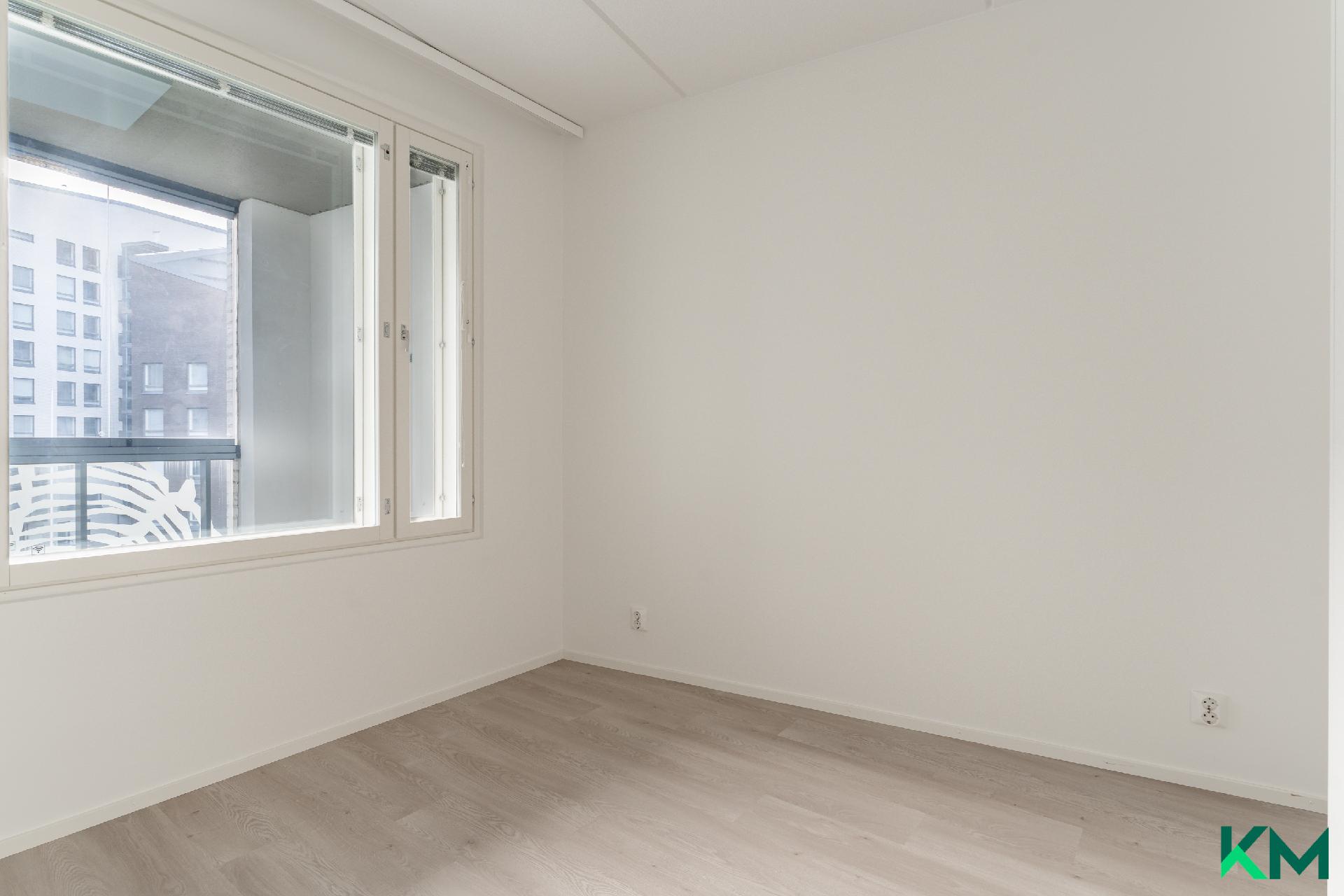 Sisäpihan puoleinen makuuhuone